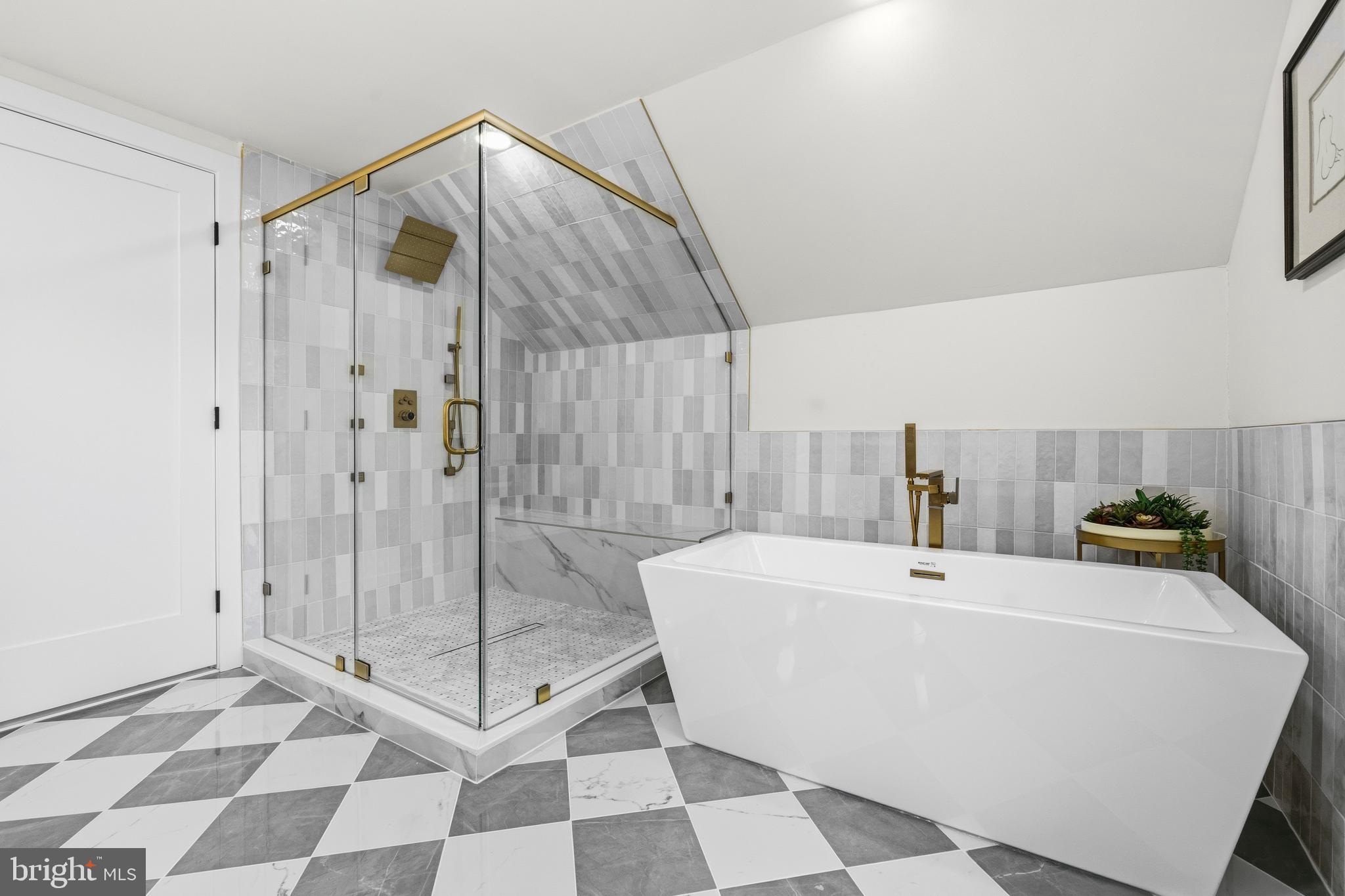 WOODACRES - Residential