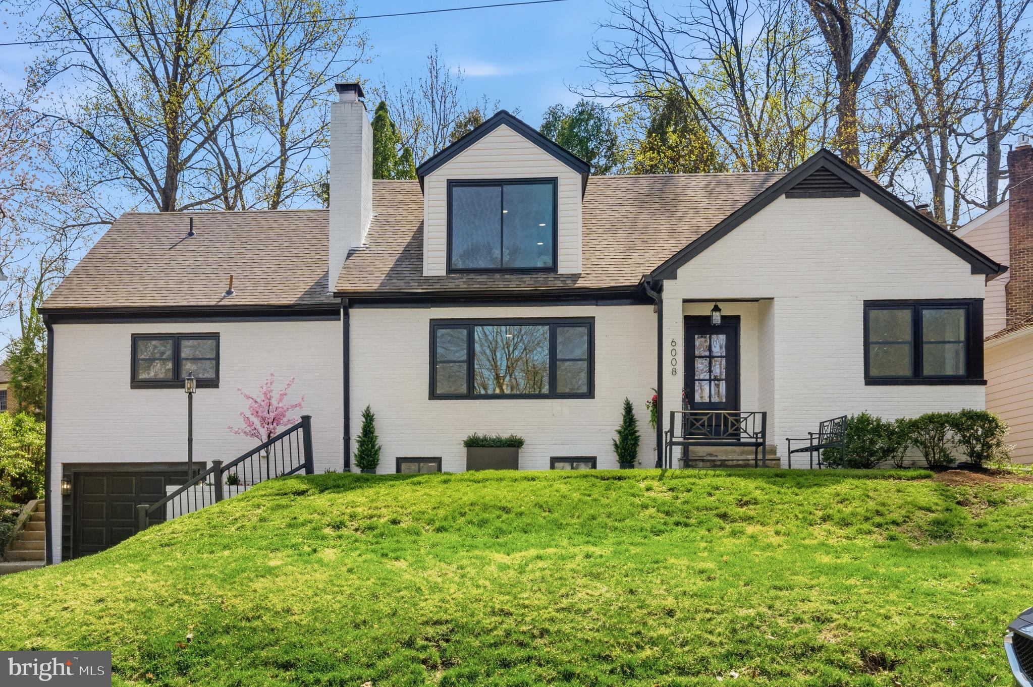 WOODACRES - Residential