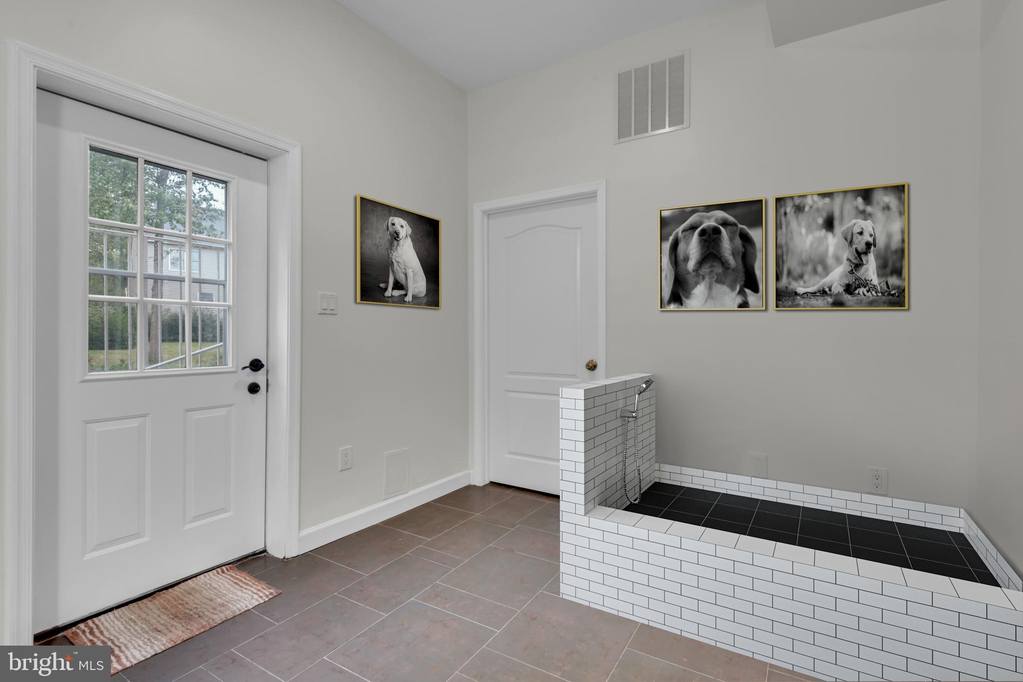 TANTALLON ON THE POTOMAC - Residential