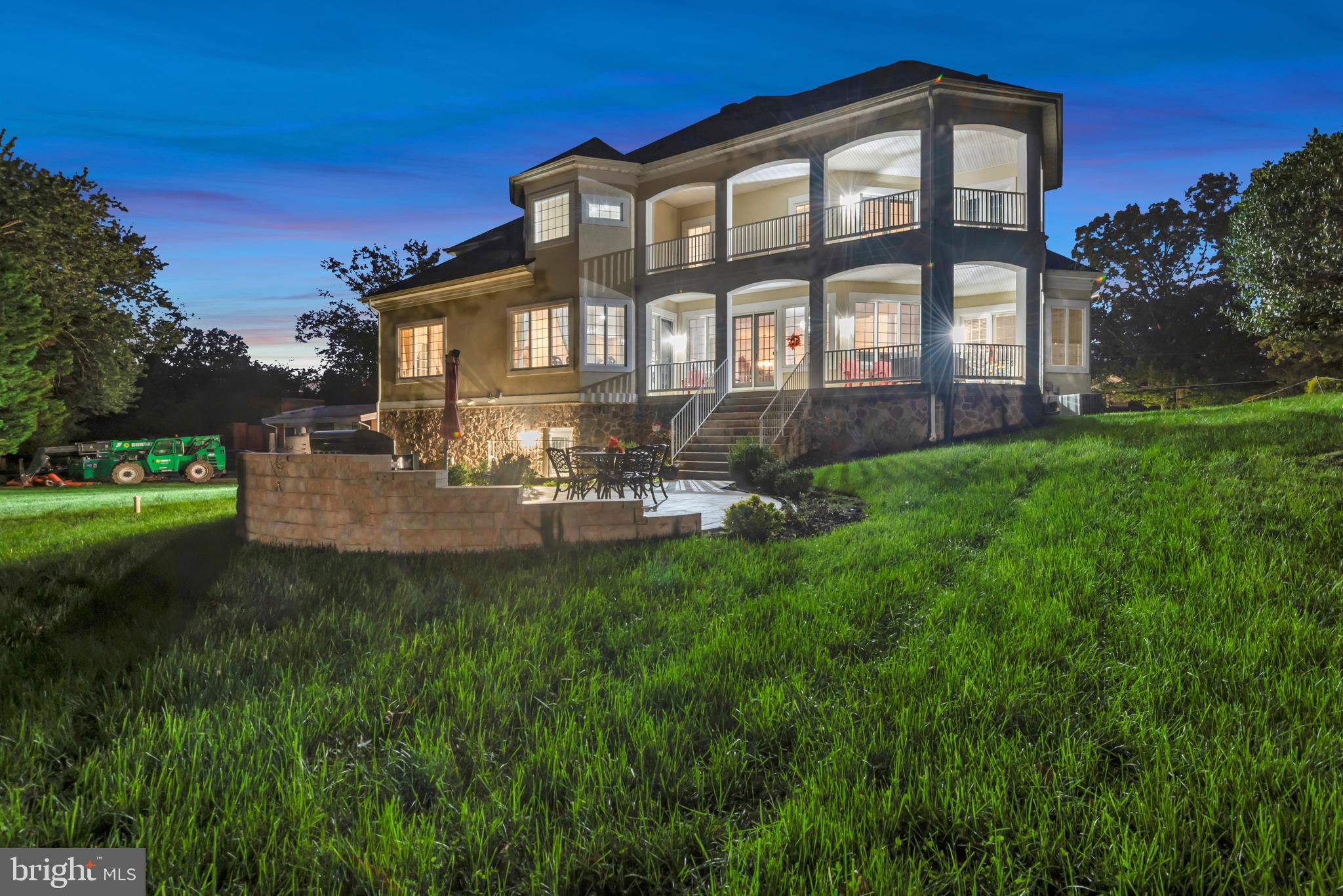 TANTALLON ON THE POTOMAC - Residential