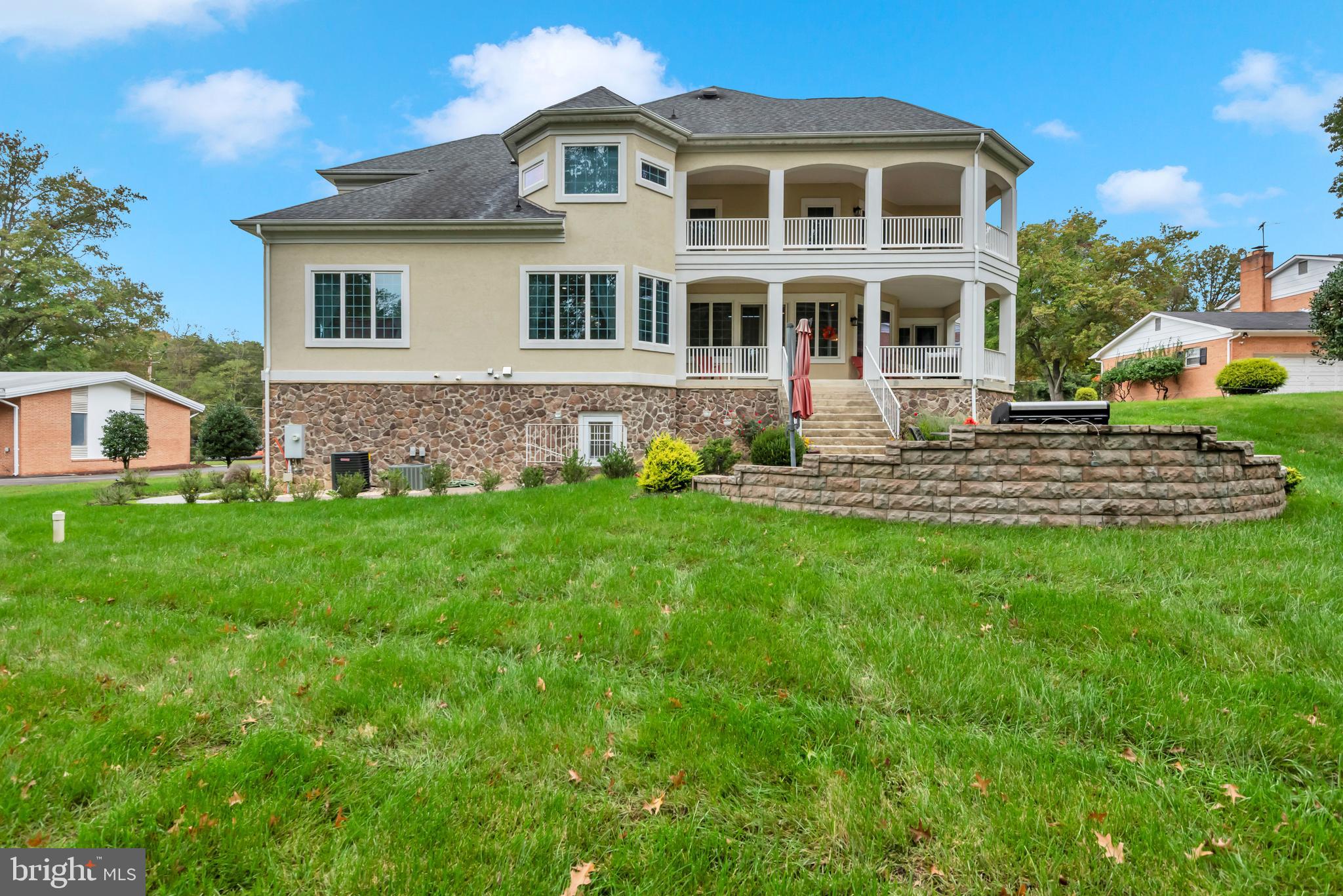 TANTALLON ON THE POTOMAC - Residential