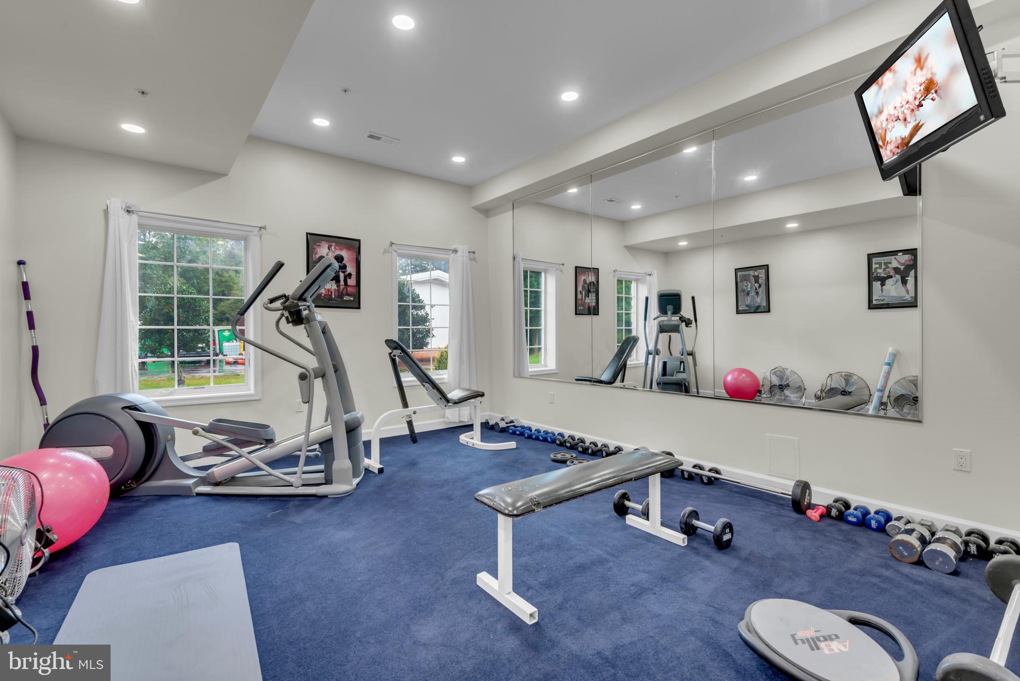 TANTALLON ON THE POTOMAC - Residential