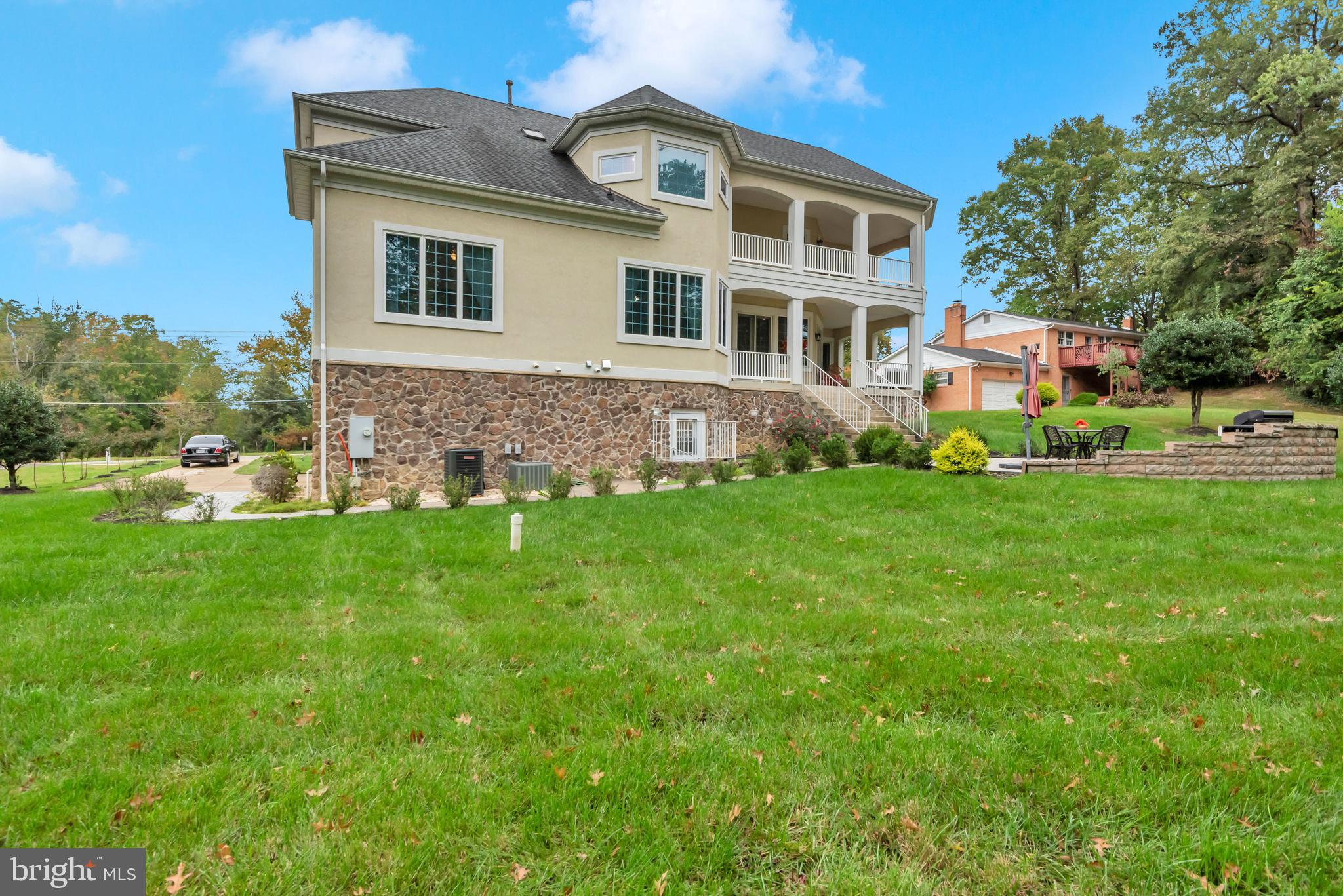 TANTALLON ON THE POTOMAC - Residential