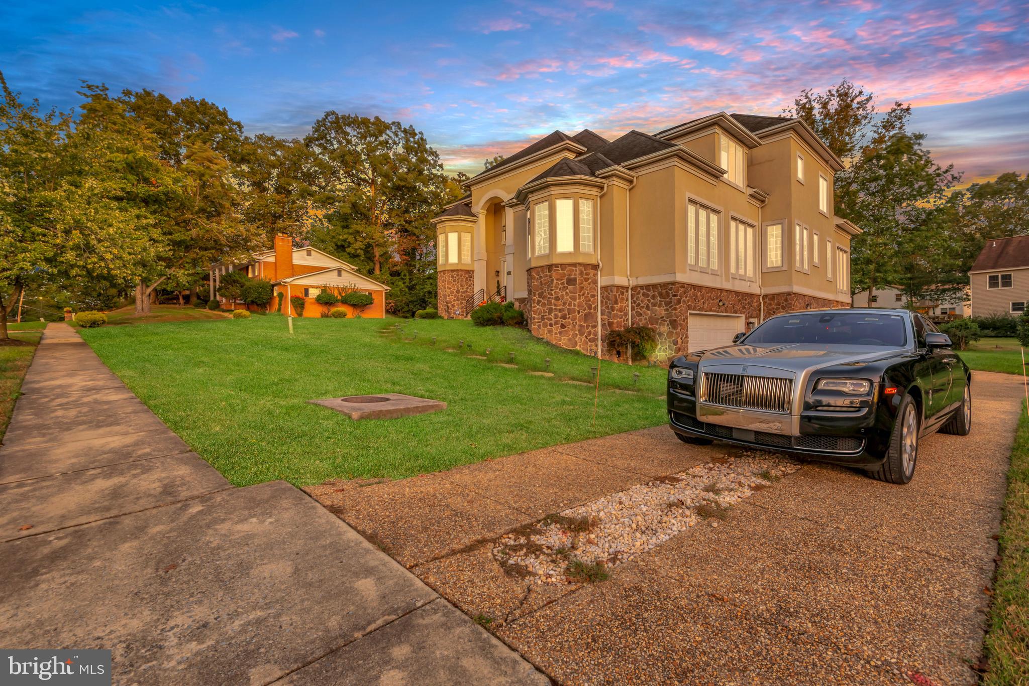 TANTALLON ON THE POTOMAC - Residential