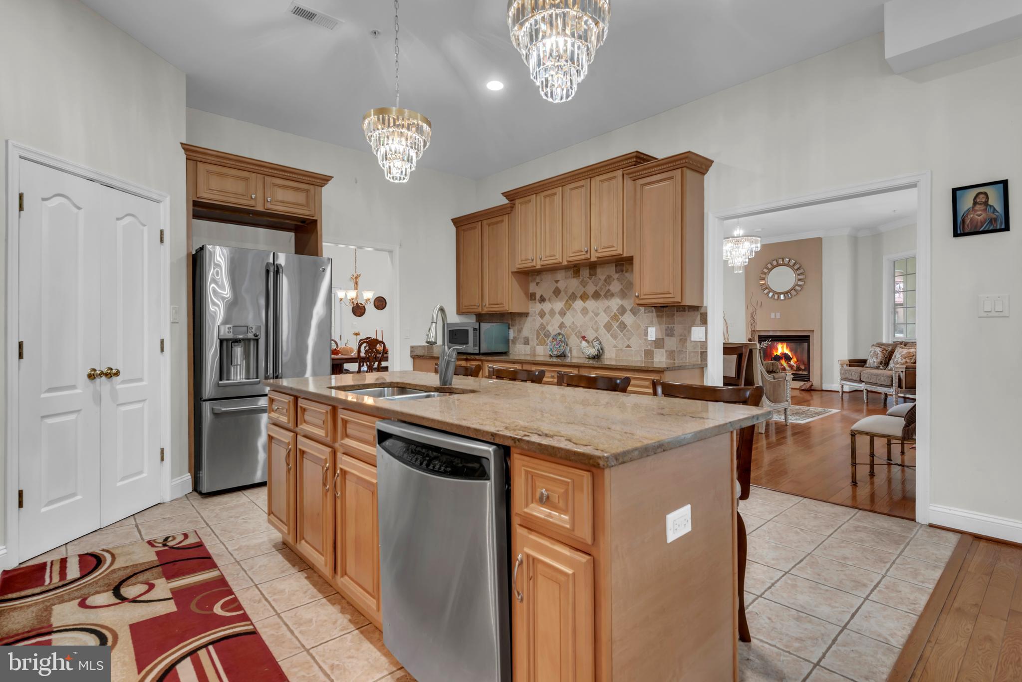 TANTALLON ON THE POTOMAC - Residential