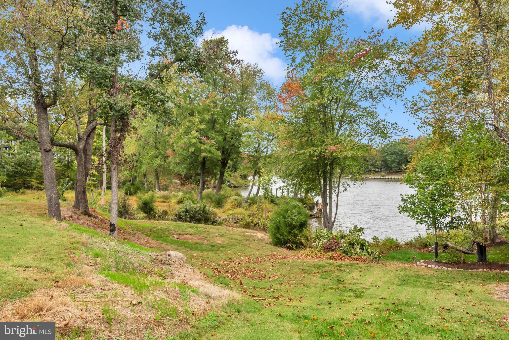 TANTALLON ON THE POTOMAC - Residential