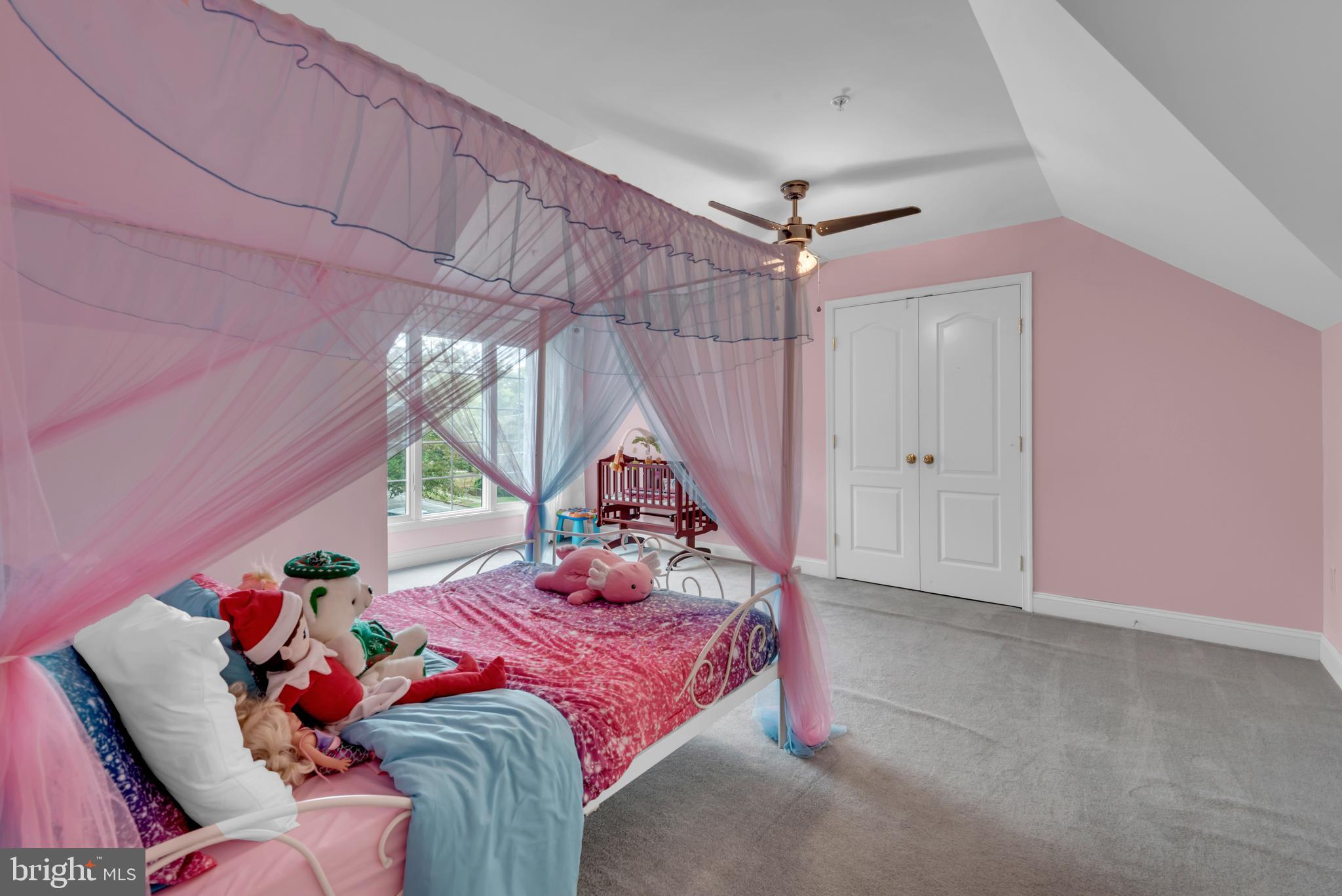 TANTALLON ON THE POTOMAC - Residential