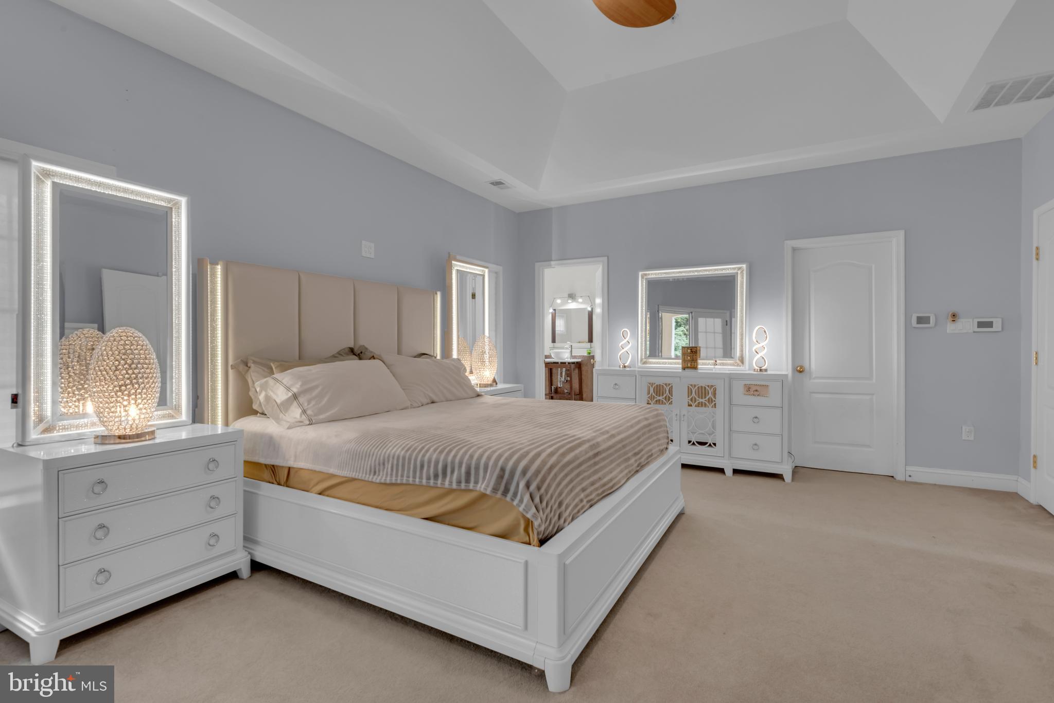 TANTALLON ON THE POTOMAC - Residential