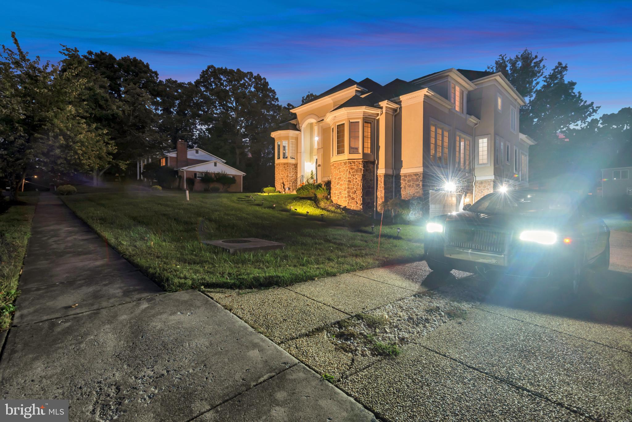 TANTALLON ON THE POTOMAC - Residential