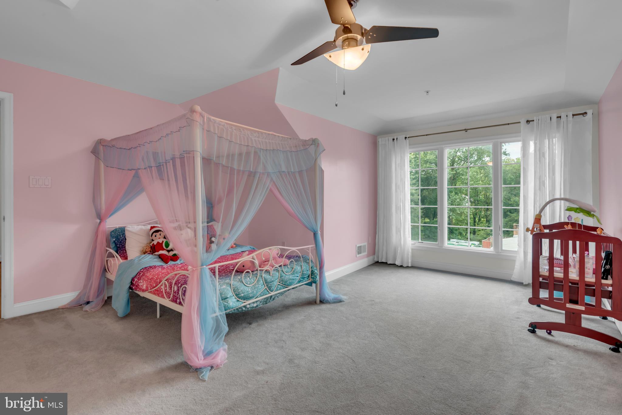 TANTALLON ON THE POTOMAC - Residential