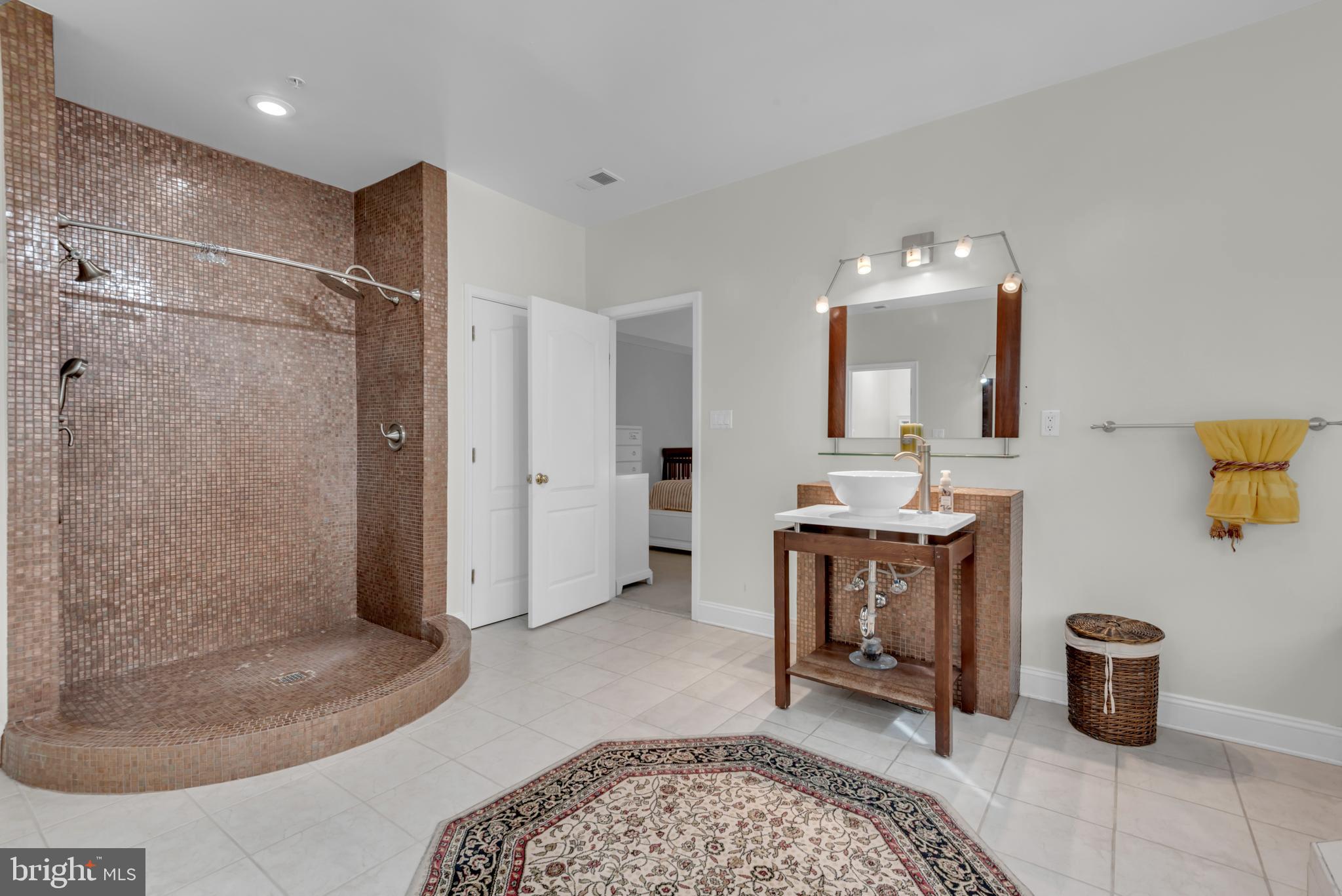 TANTALLON ON THE POTOMAC - Residential