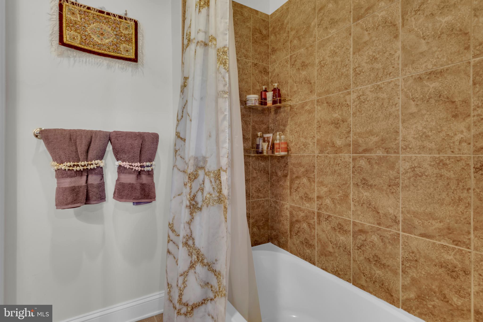 TANTALLON ON THE POTOMAC - Residential