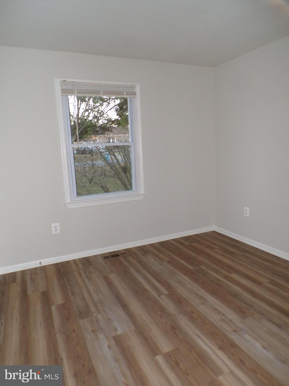 LEELAND HEIGHTS - Residential Lease