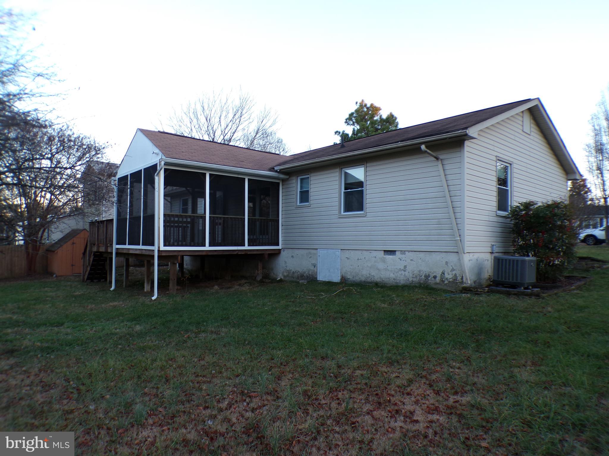 LEELAND HEIGHTS - Residential Lease