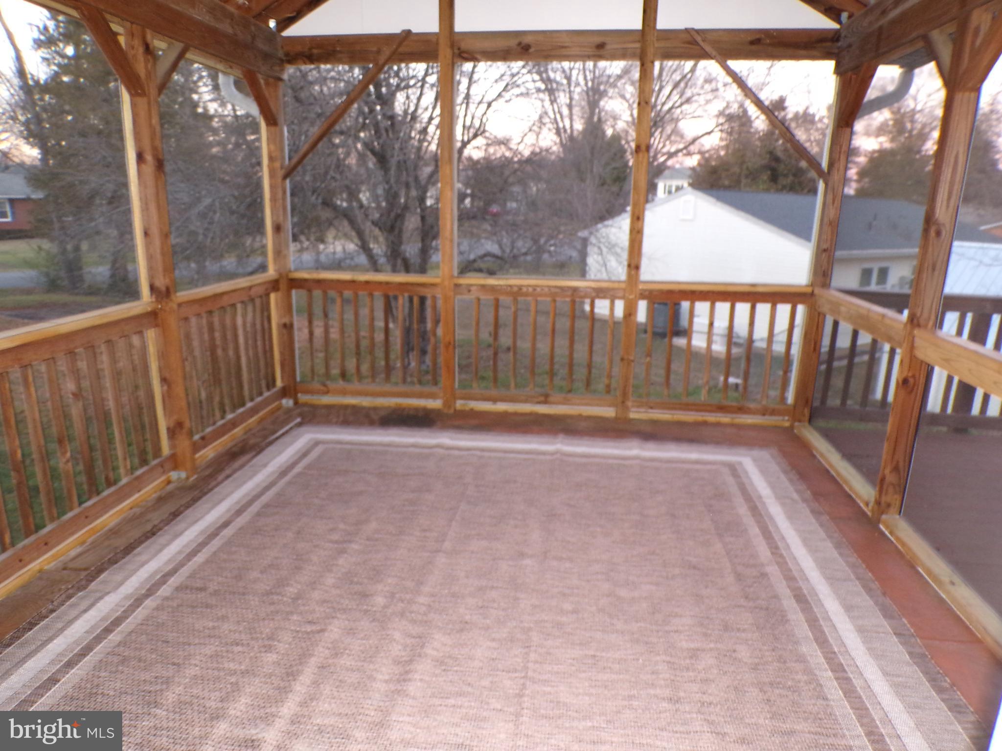 LEELAND HEIGHTS - Residential Lease