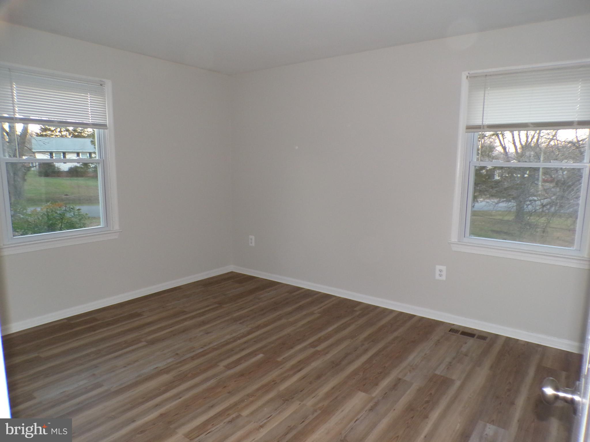 LEELAND HEIGHTS - Residential Lease