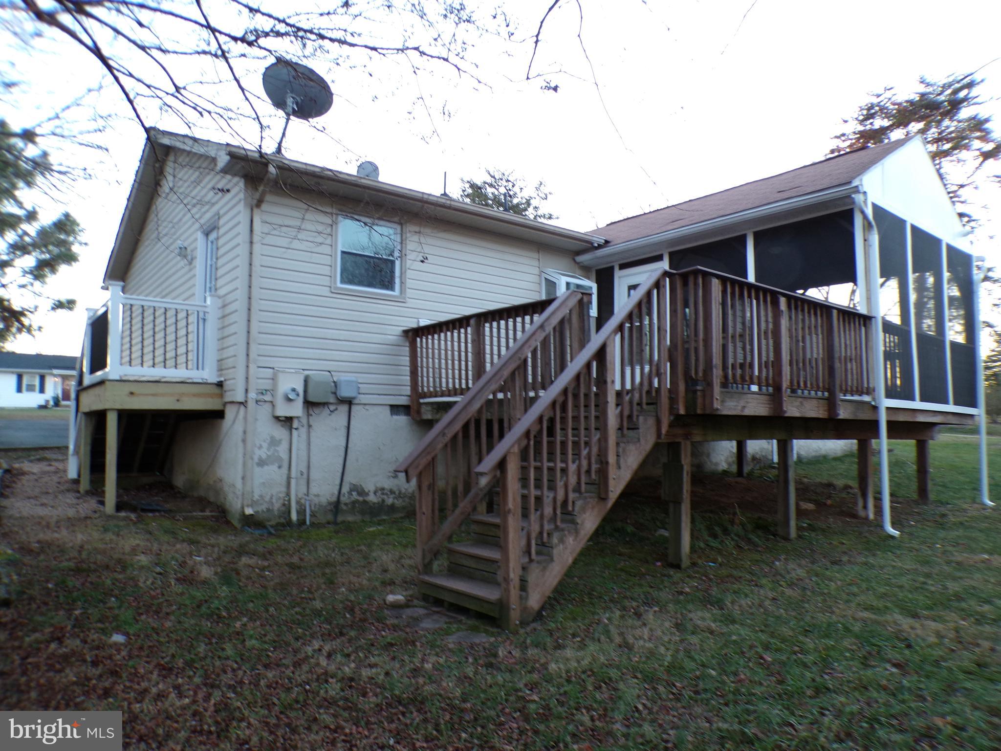 LEELAND HEIGHTS - Residential Lease