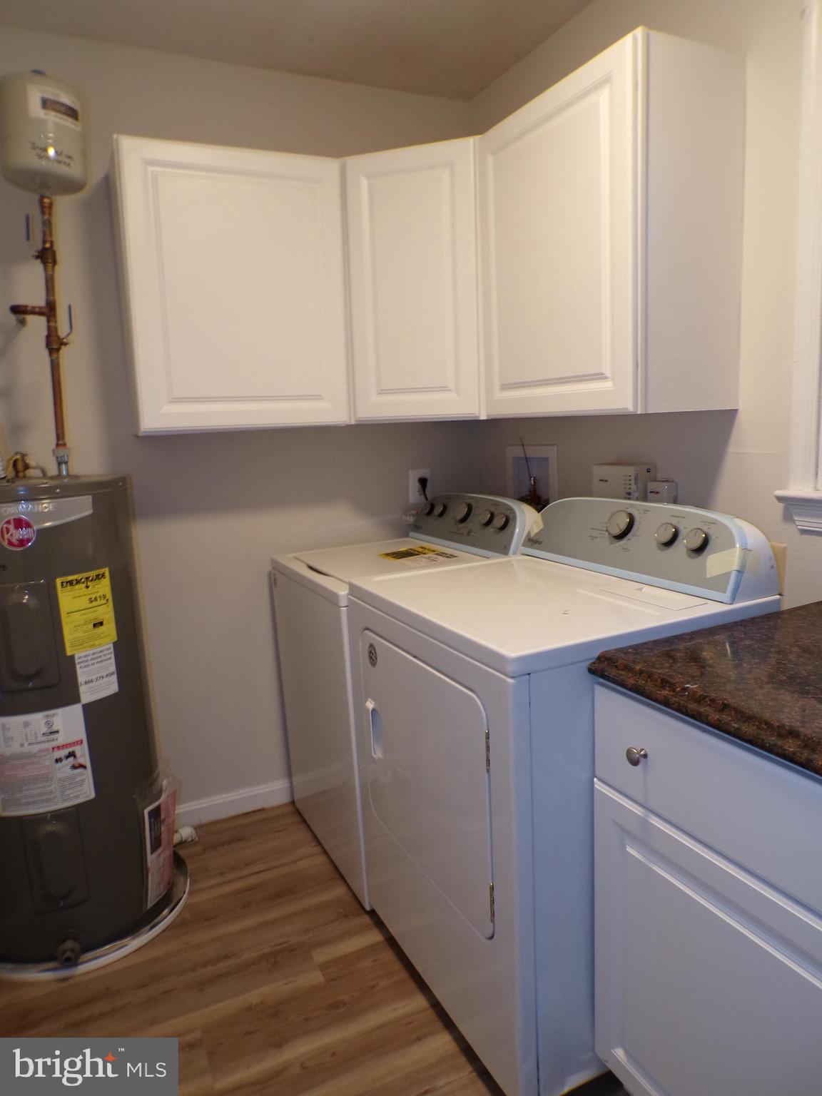 LEELAND HEIGHTS - Residential Lease