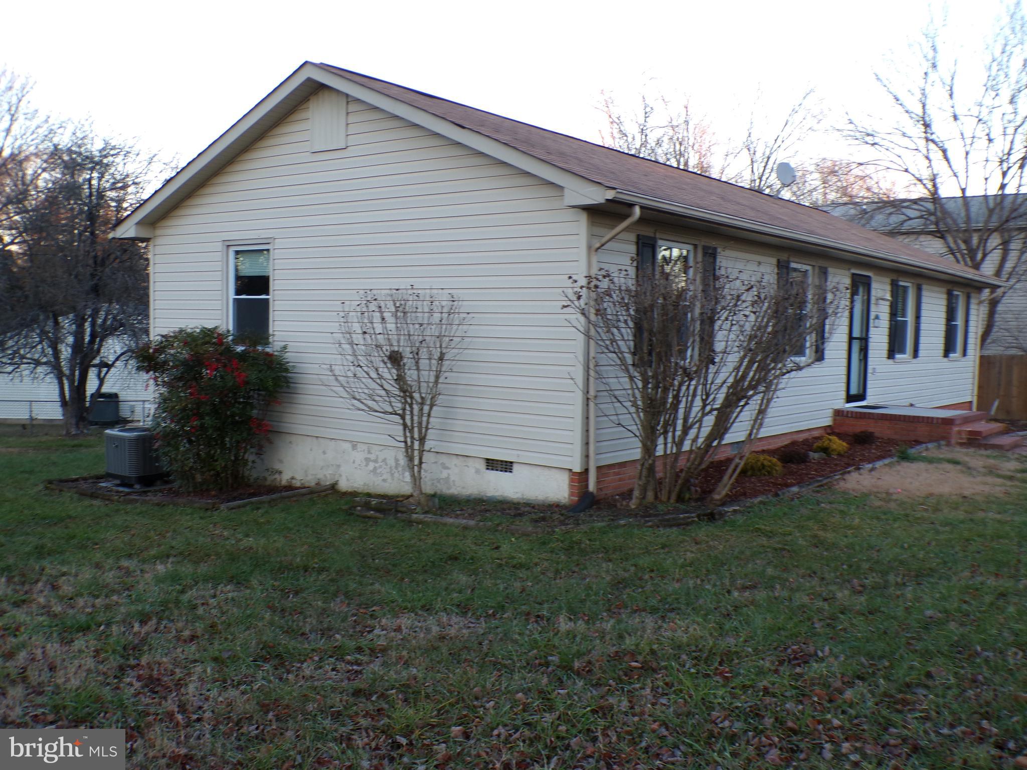 LEELAND HEIGHTS - Residential Lease