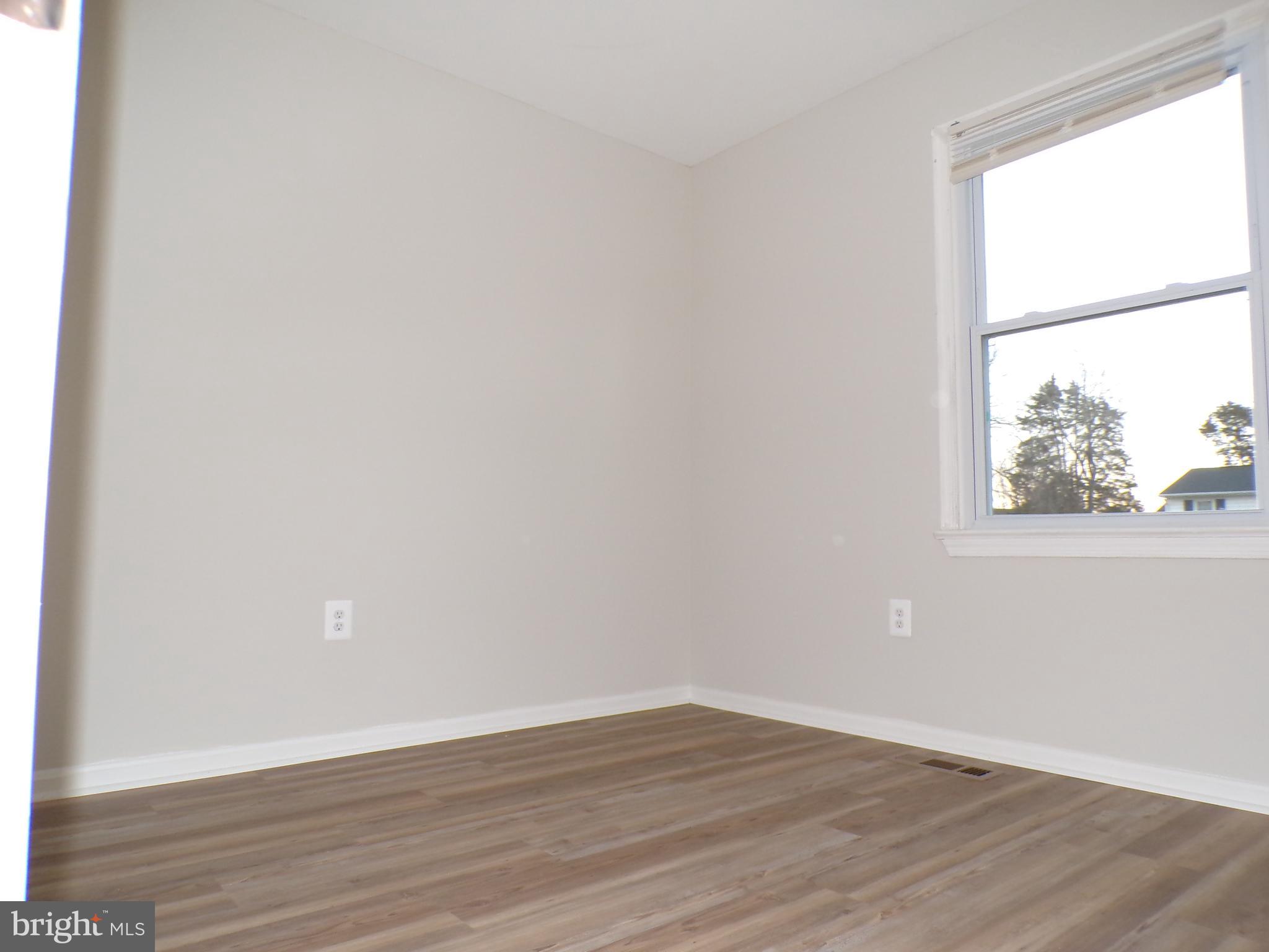 LEELAND HEIGHTS - Residential Lease