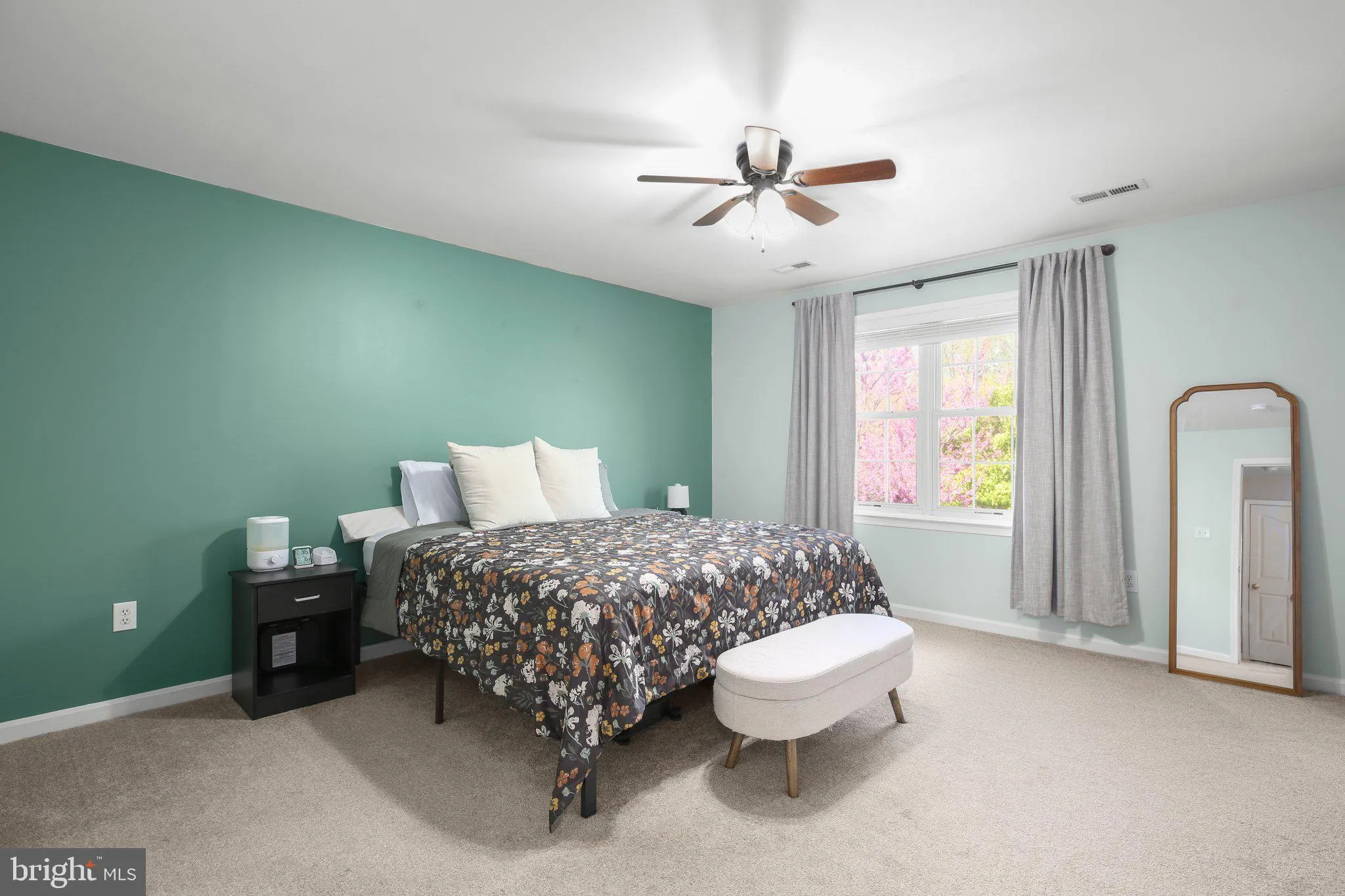 Fredericksburg, Virginia 22408, United States, 3 Bedrooms Bedrooms, ,3 BathroomsBathrooms,Residential,Contingent,122459