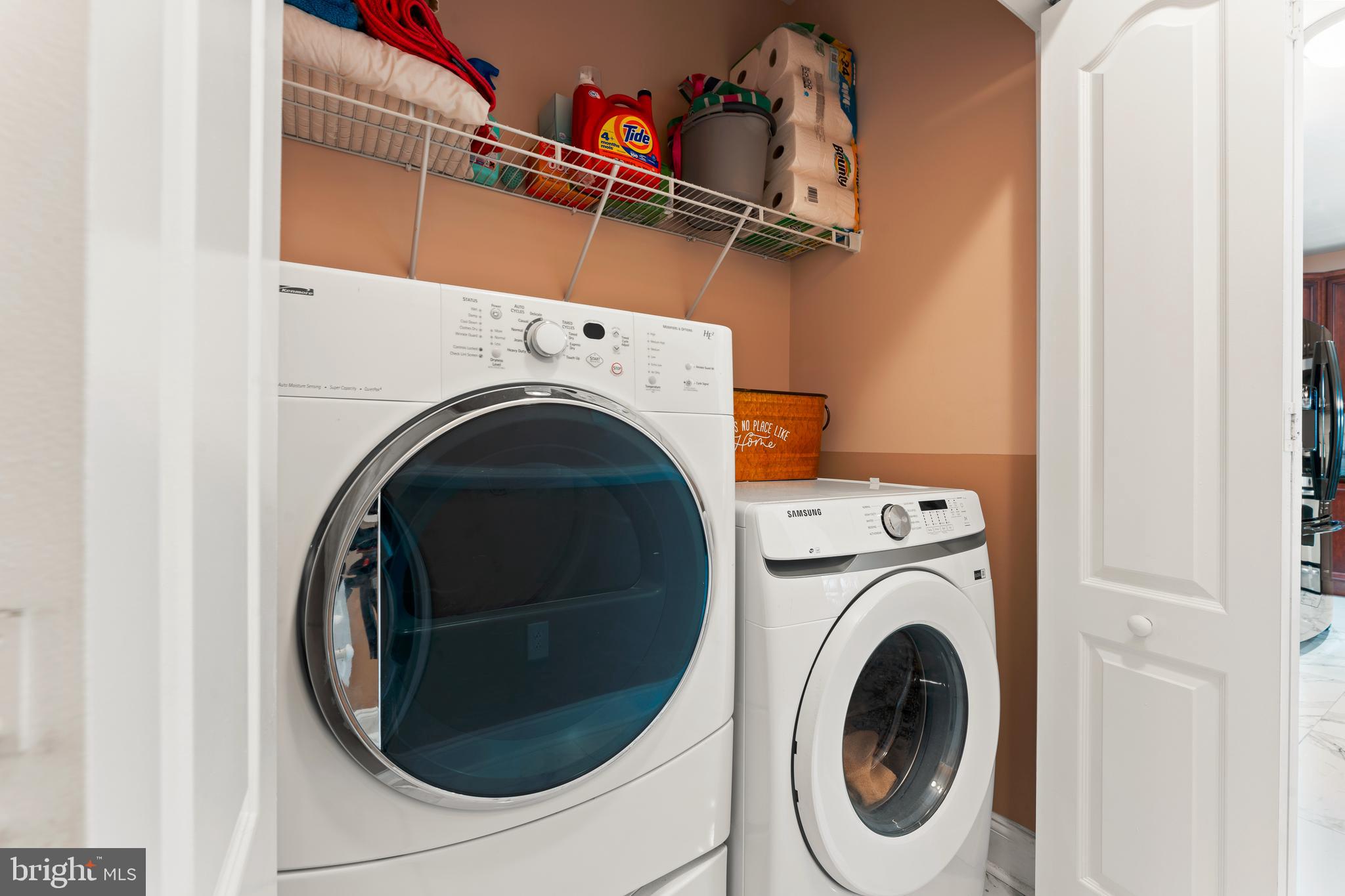 HUNTINGDON PLACE - Residential