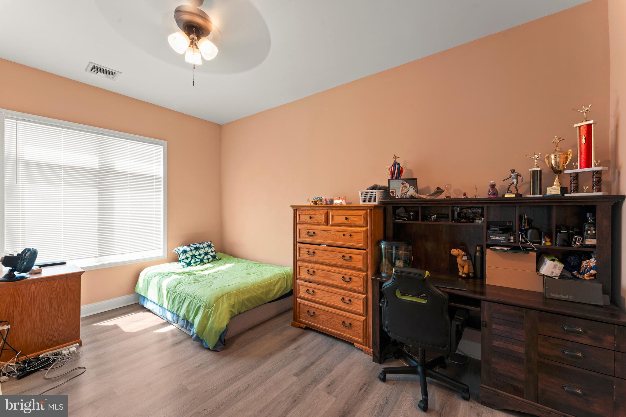 HUNTINGDON PLACE - Residential