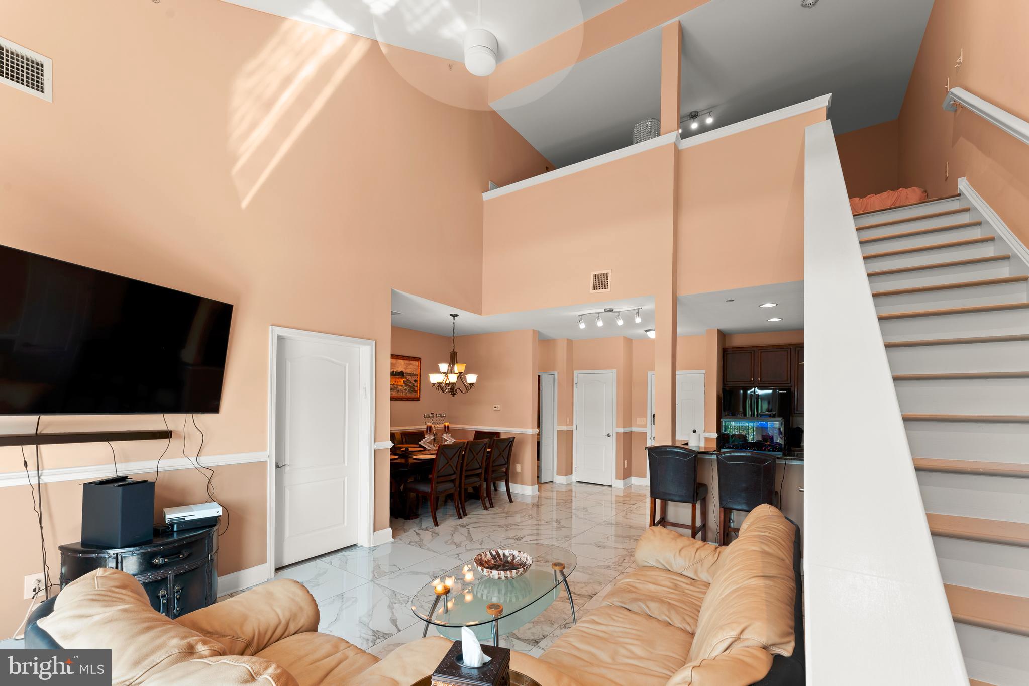 HUNTINGDON PLACE - Residential