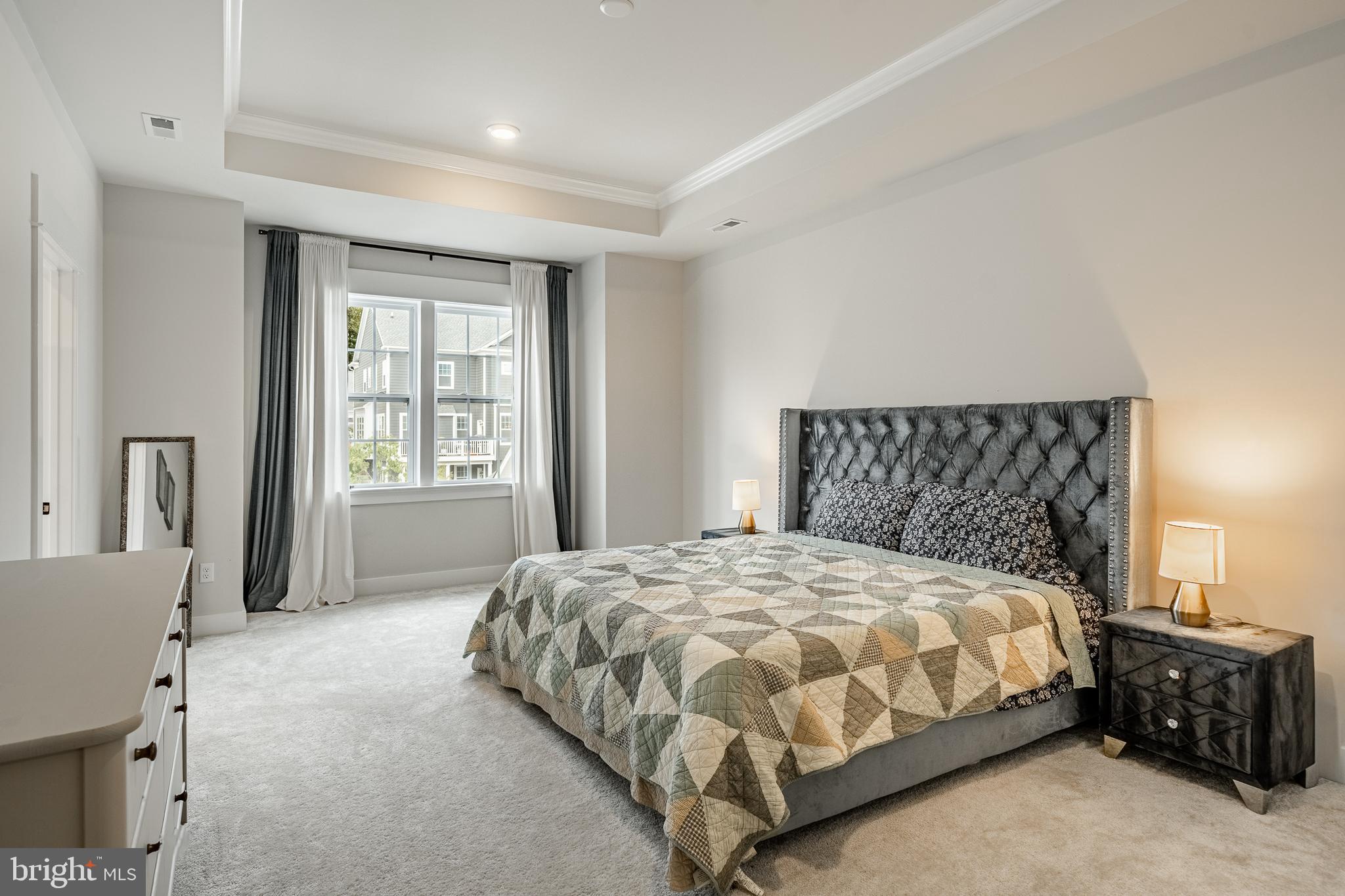 SPRING OAK - Residential