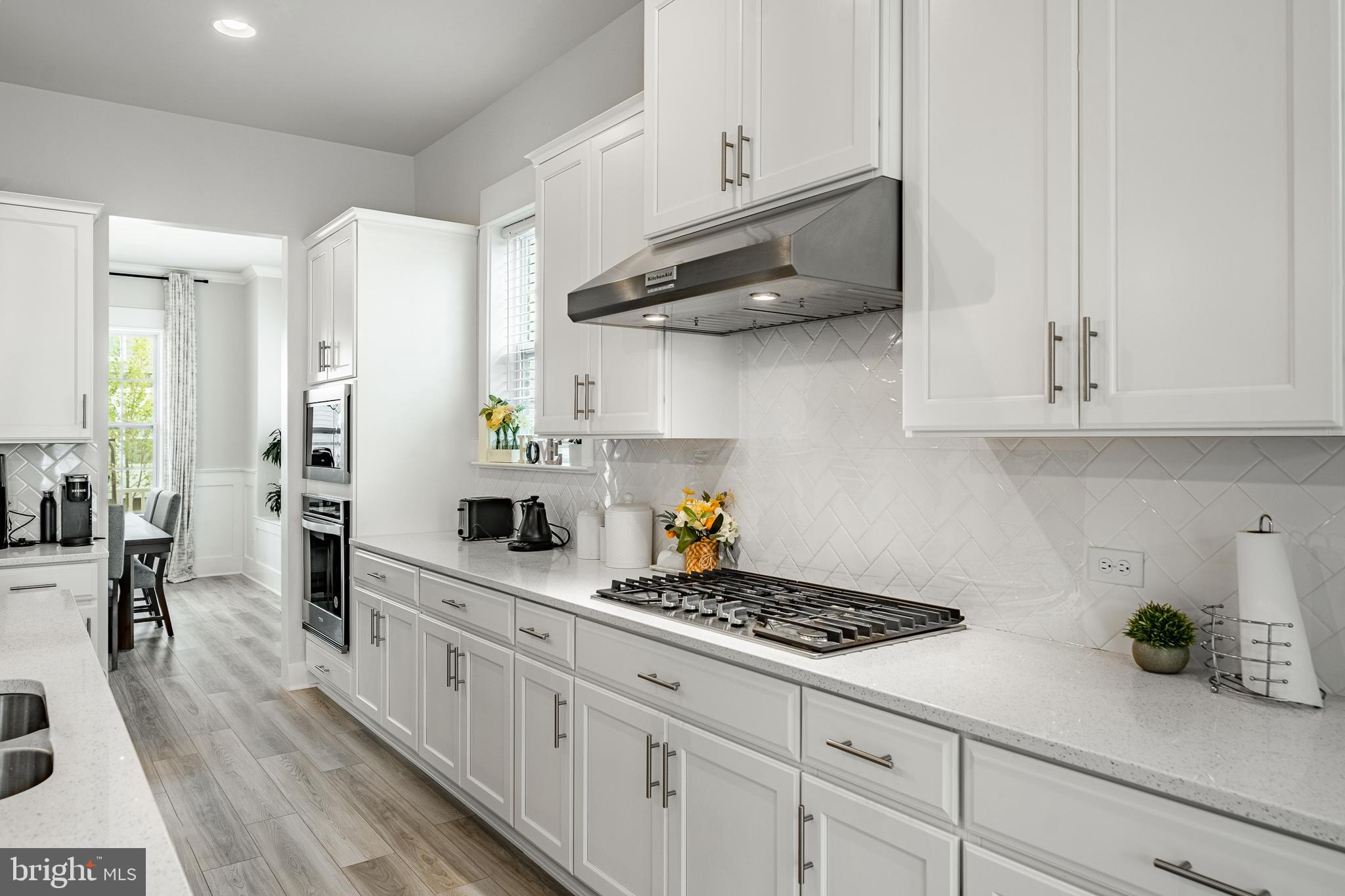 SPRING OAK - Residential