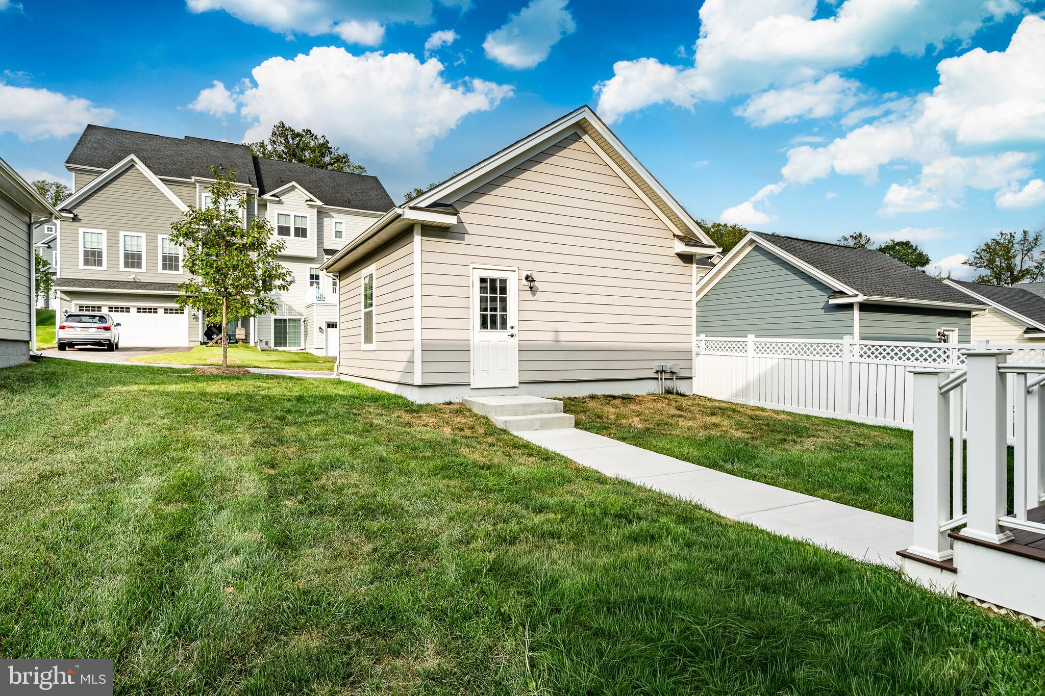 SPRING OAK - Residential