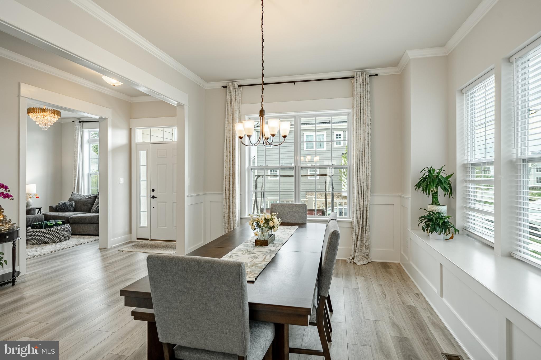 SPRING OAK - Residential