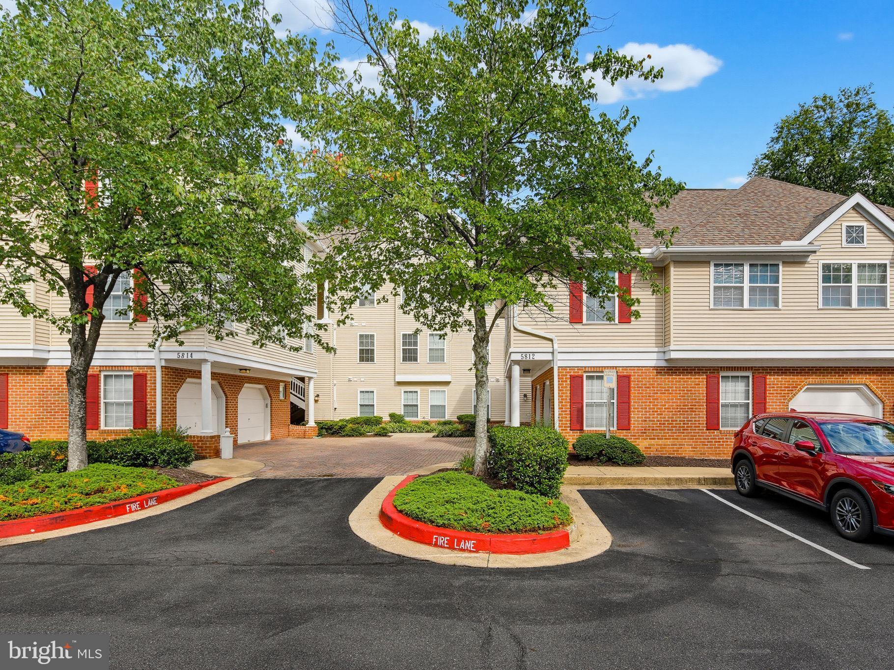 5812 WYNDHAM CIRCLE 305