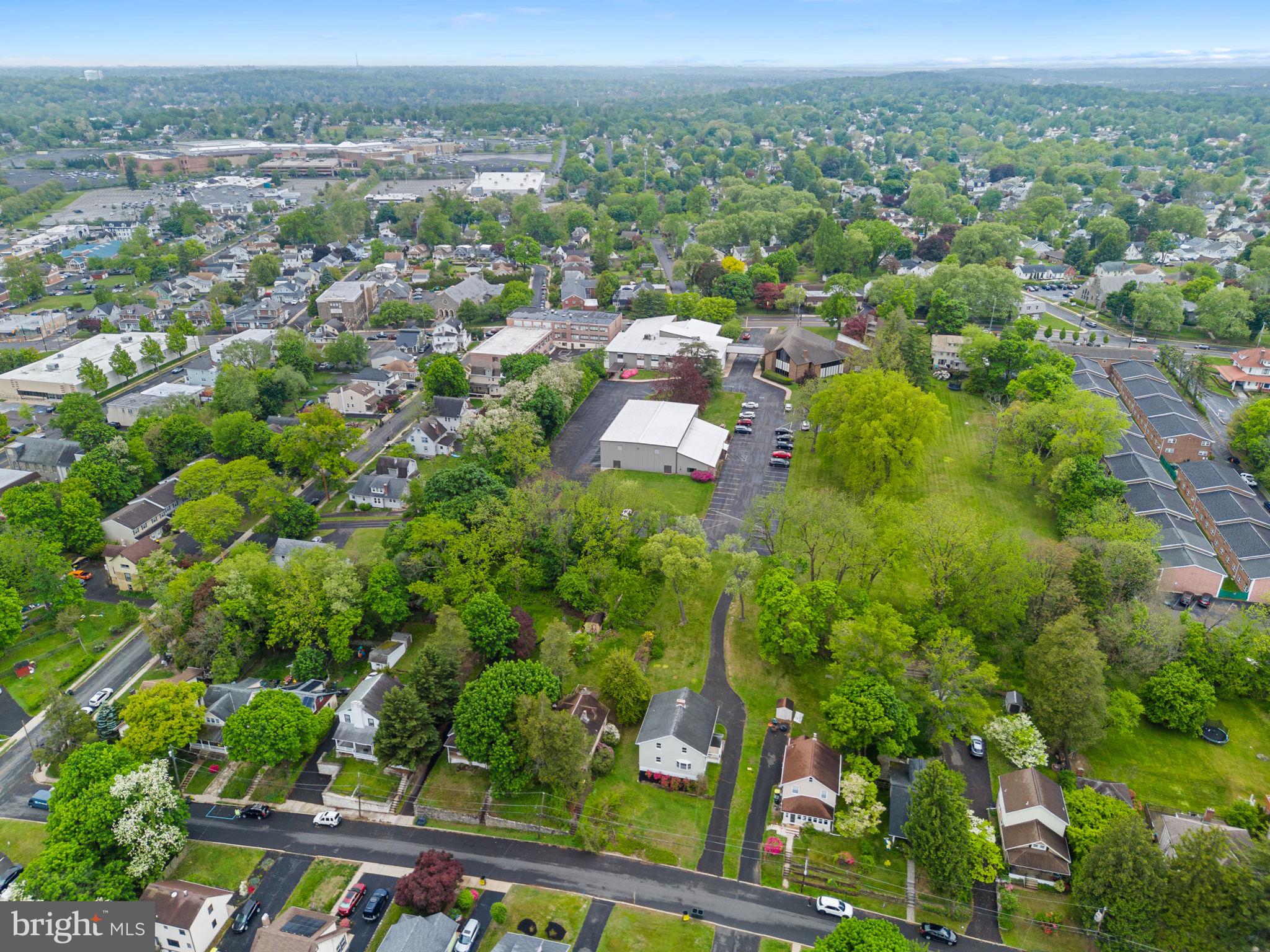 WILLOW GROVE - Residential