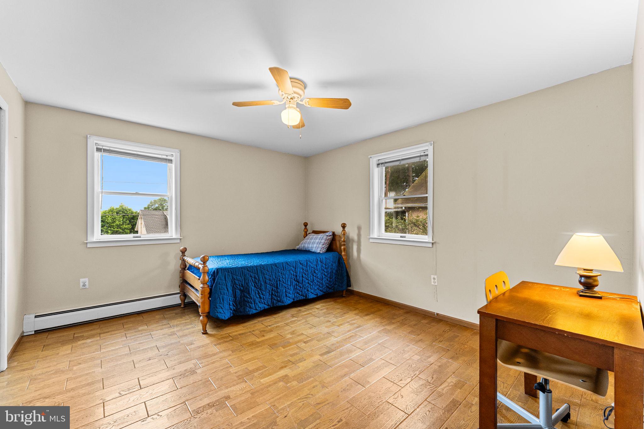 WILLOW GROVE - Residential