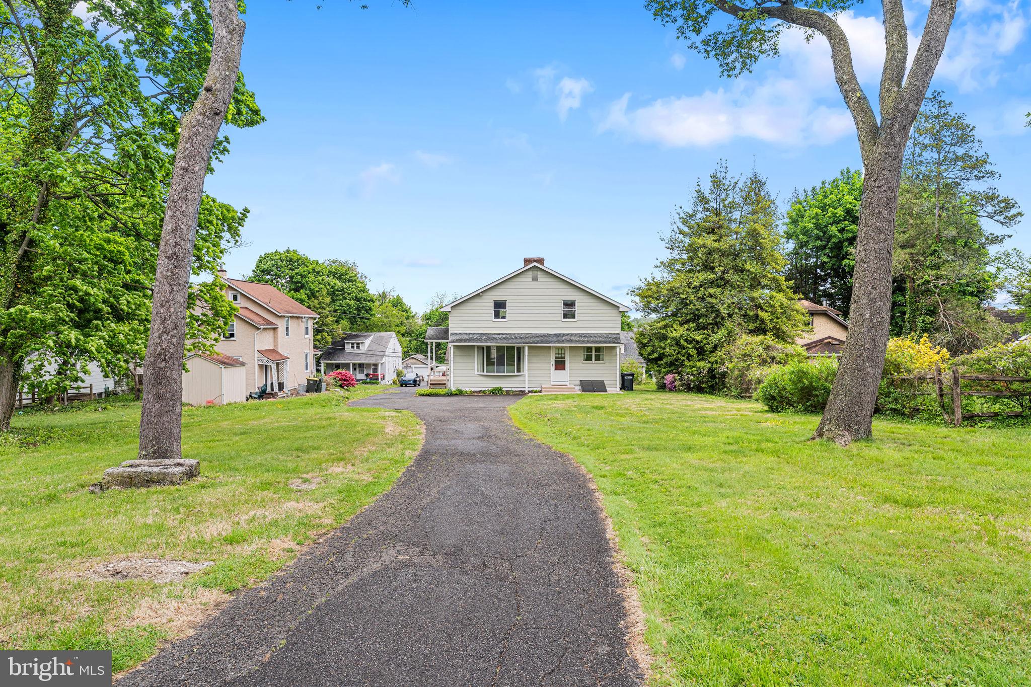 WILLOW GROVE - Residential