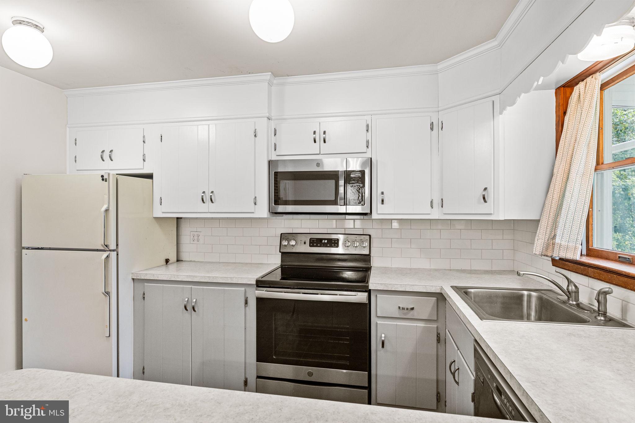 WILLOW GROVE - Residential