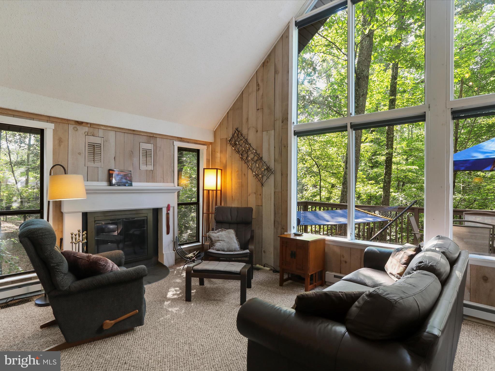 THE WOODS - Residential