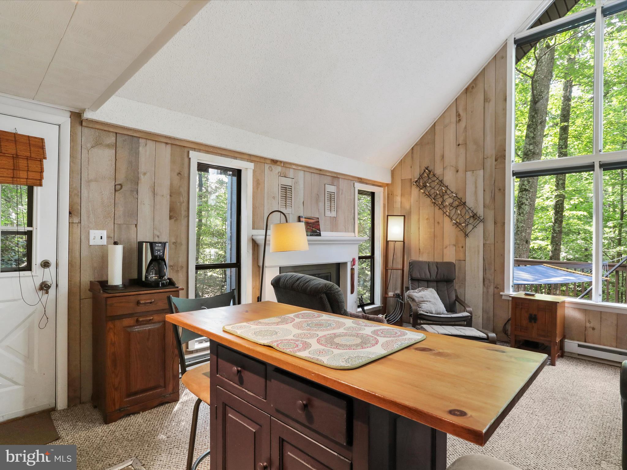 THE WOODS - Residential