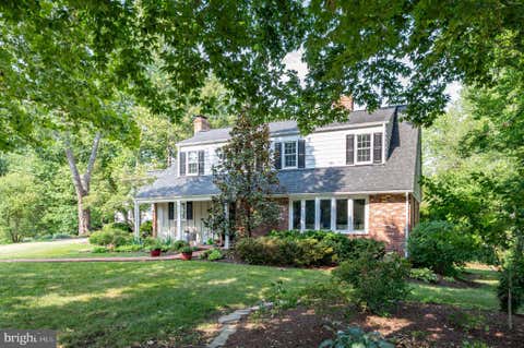 Homes For Sale - 9005 Chickawane Court<br/> ALEXANDRIA, VA 22309