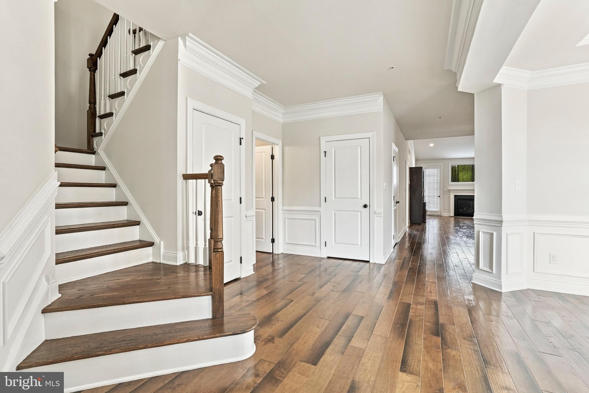 412 SHENANDOAH DRIVE