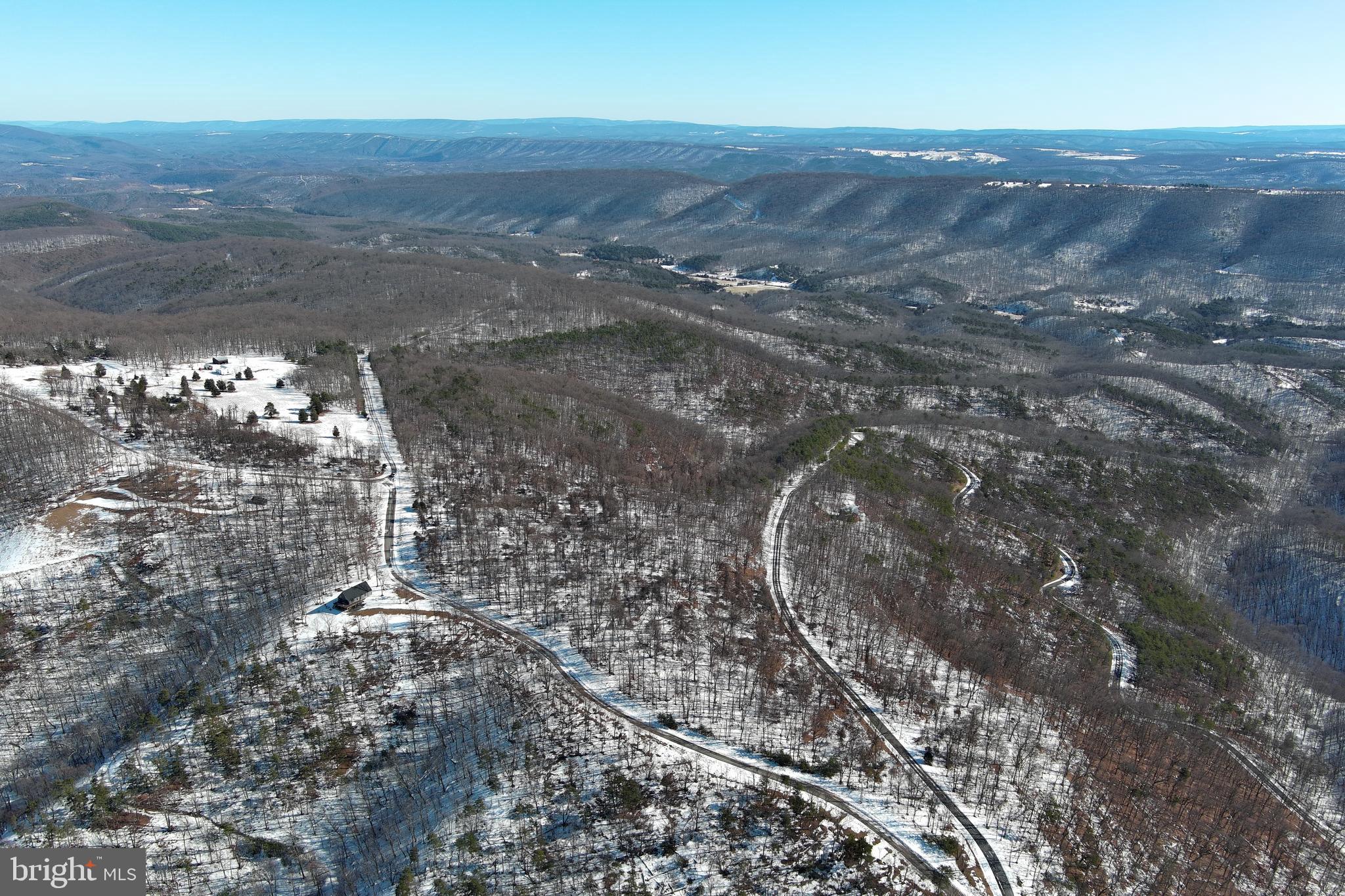 BLUFFS ON THE POTOMAC - Land