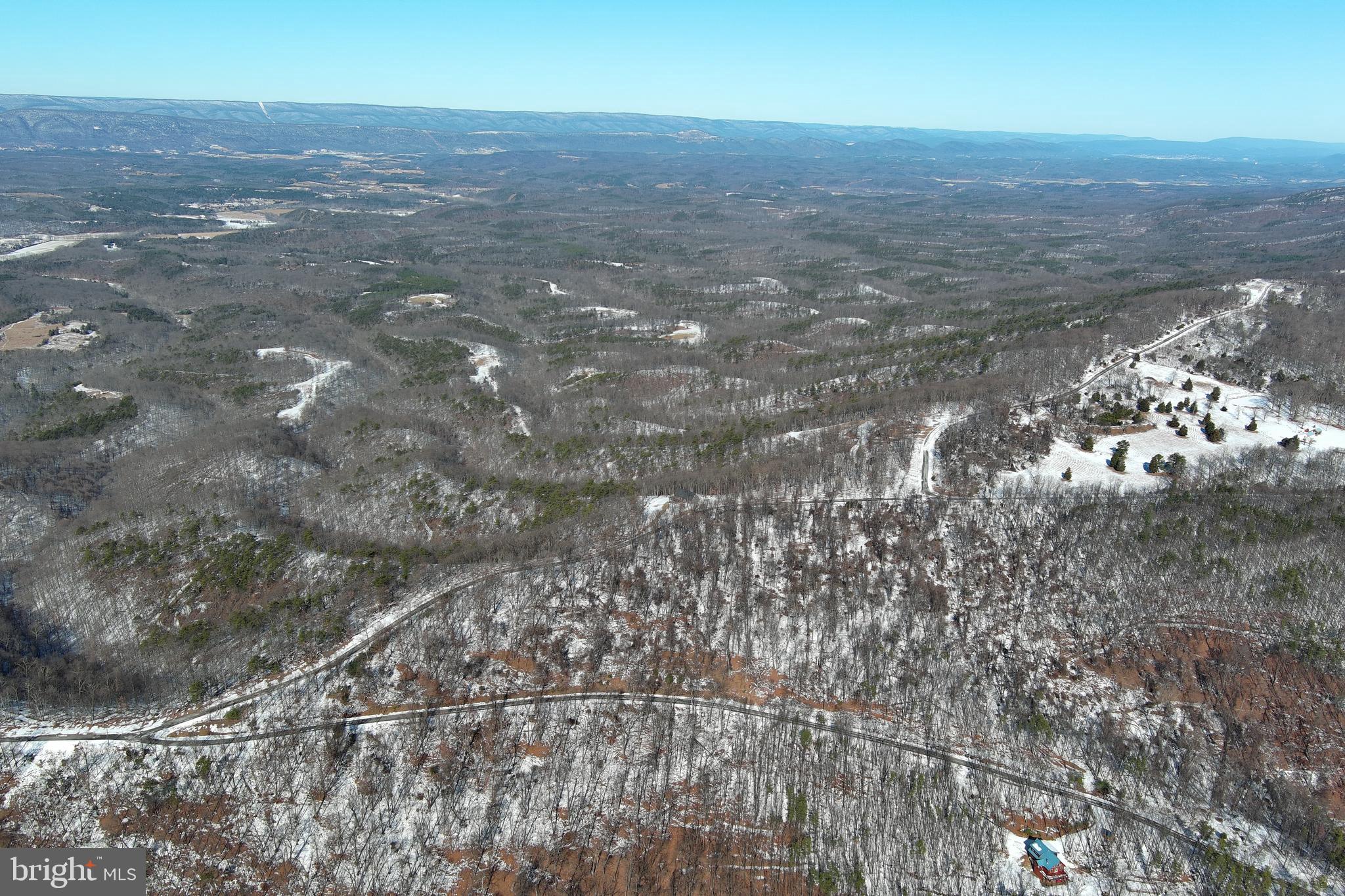 BLUFFS ON THE POTOMAC - Land