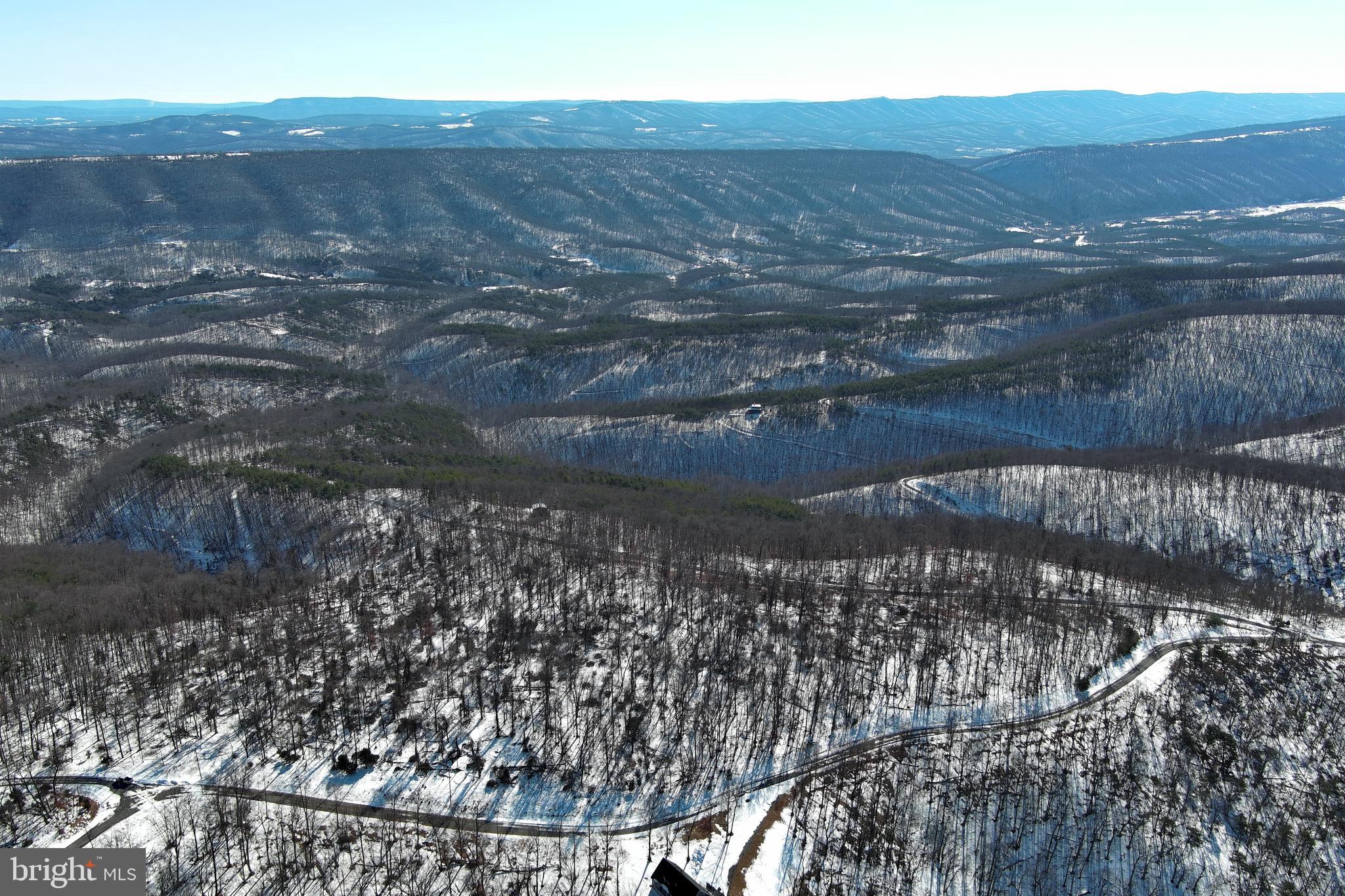 BLUFFS ON THE POTOMAC - Land