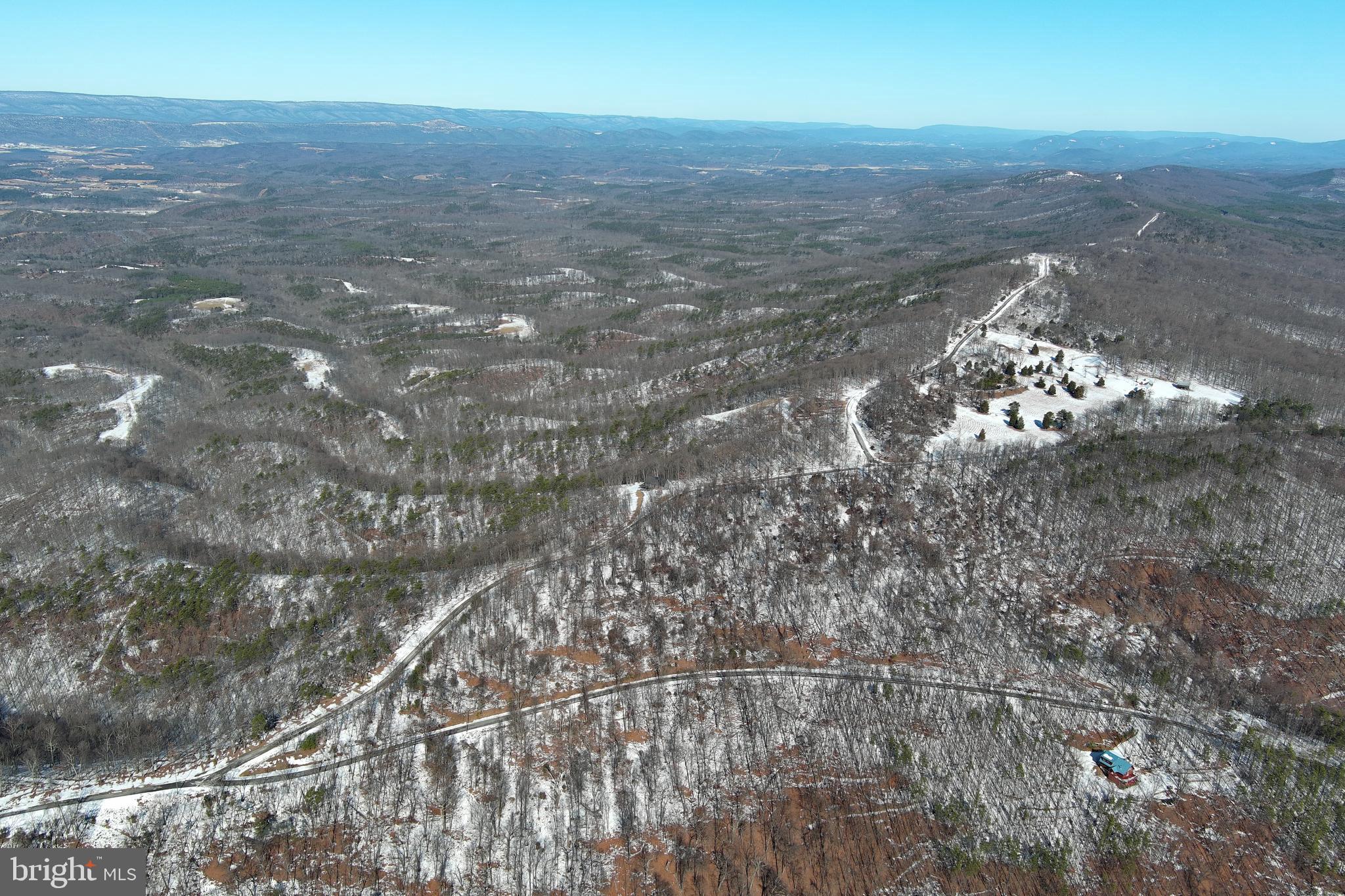 BLUFFS ON THE POTOMAC - Land