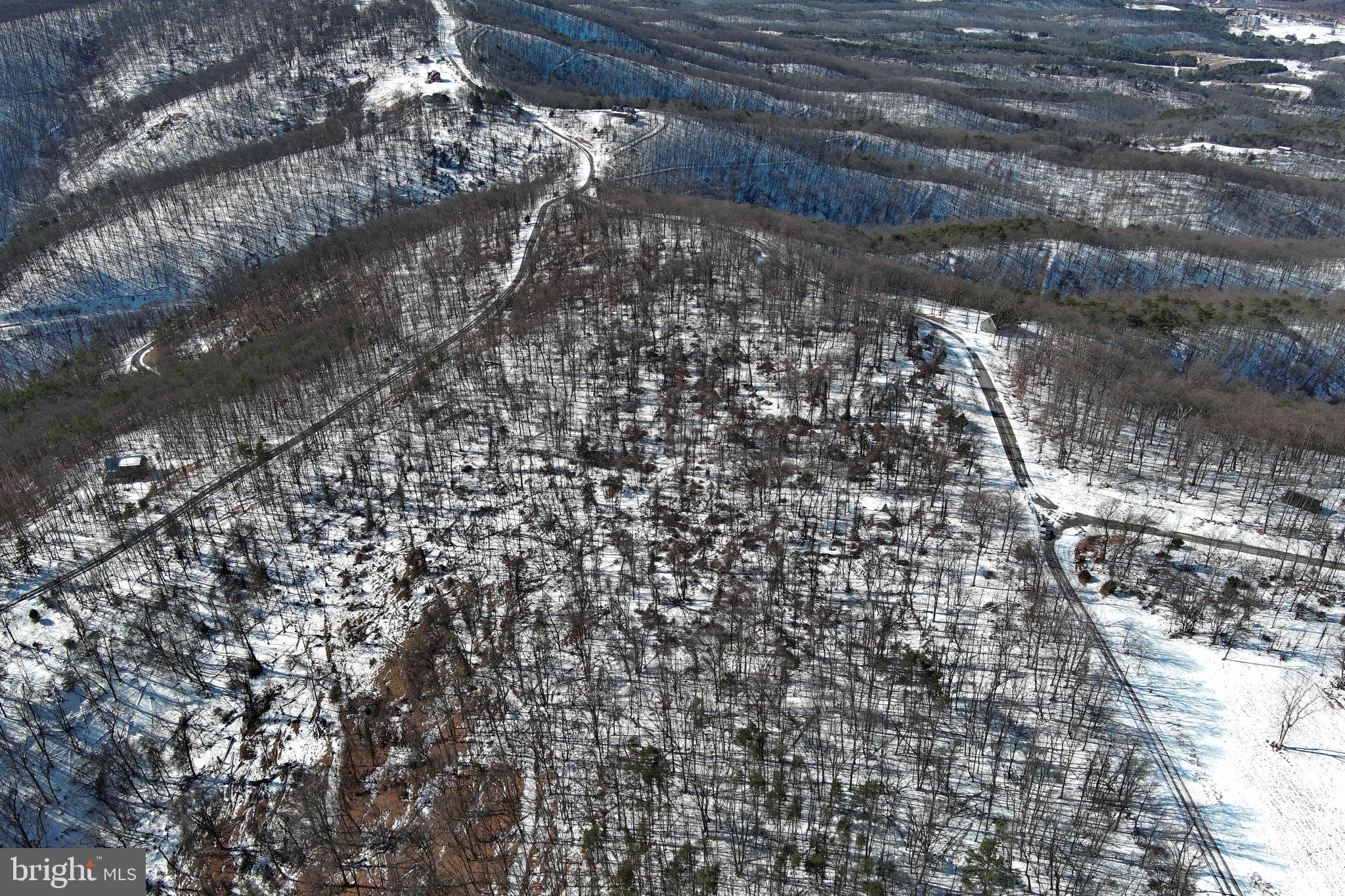 BLUFFS ON THE POTOMAC - Land