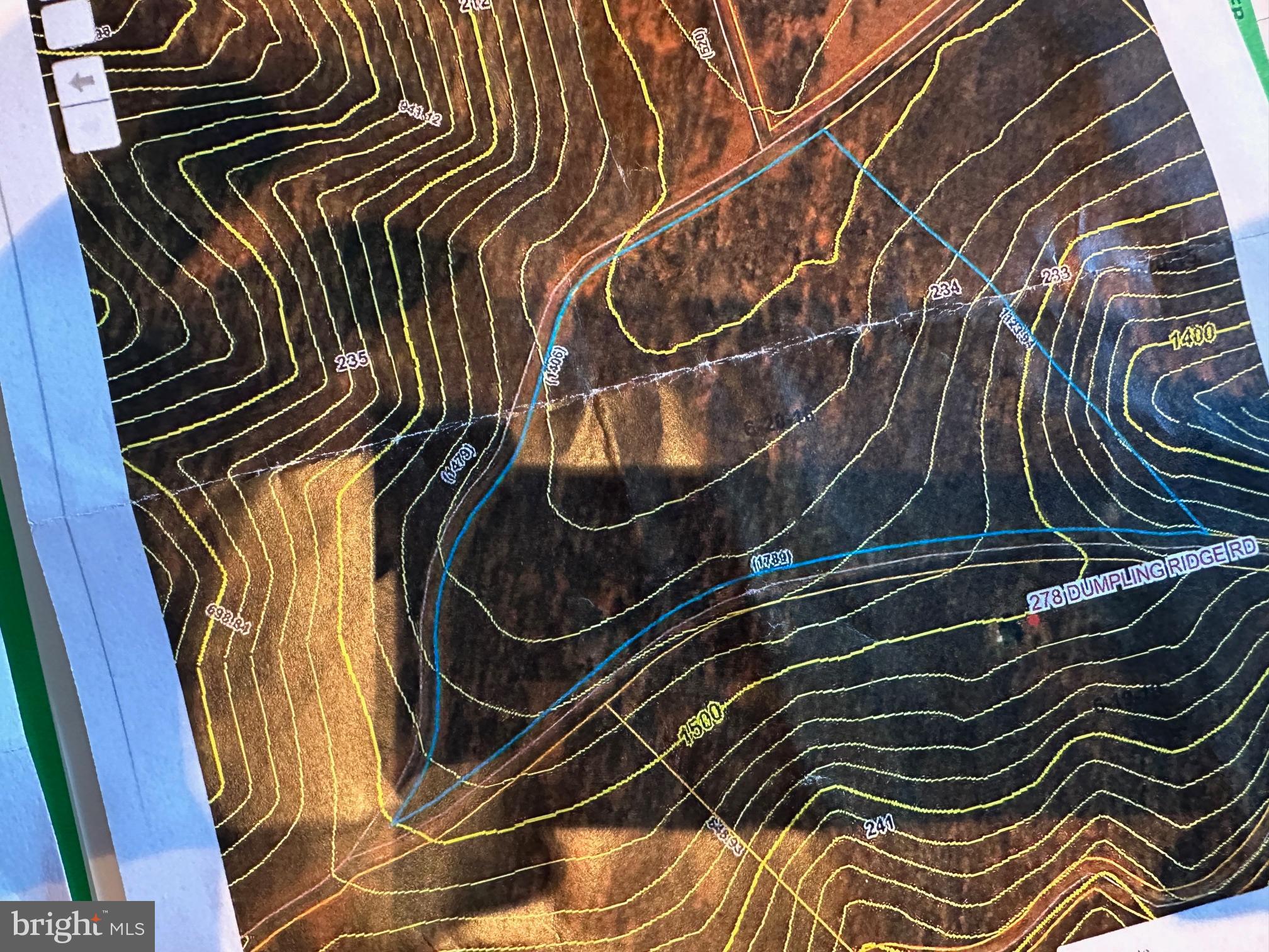 BLUFFS ON THE POTOMAC - Land