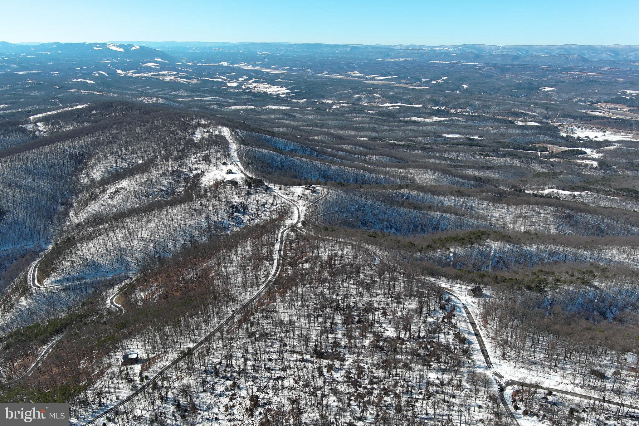 BLUFFS ON THE POTOMAC - Land