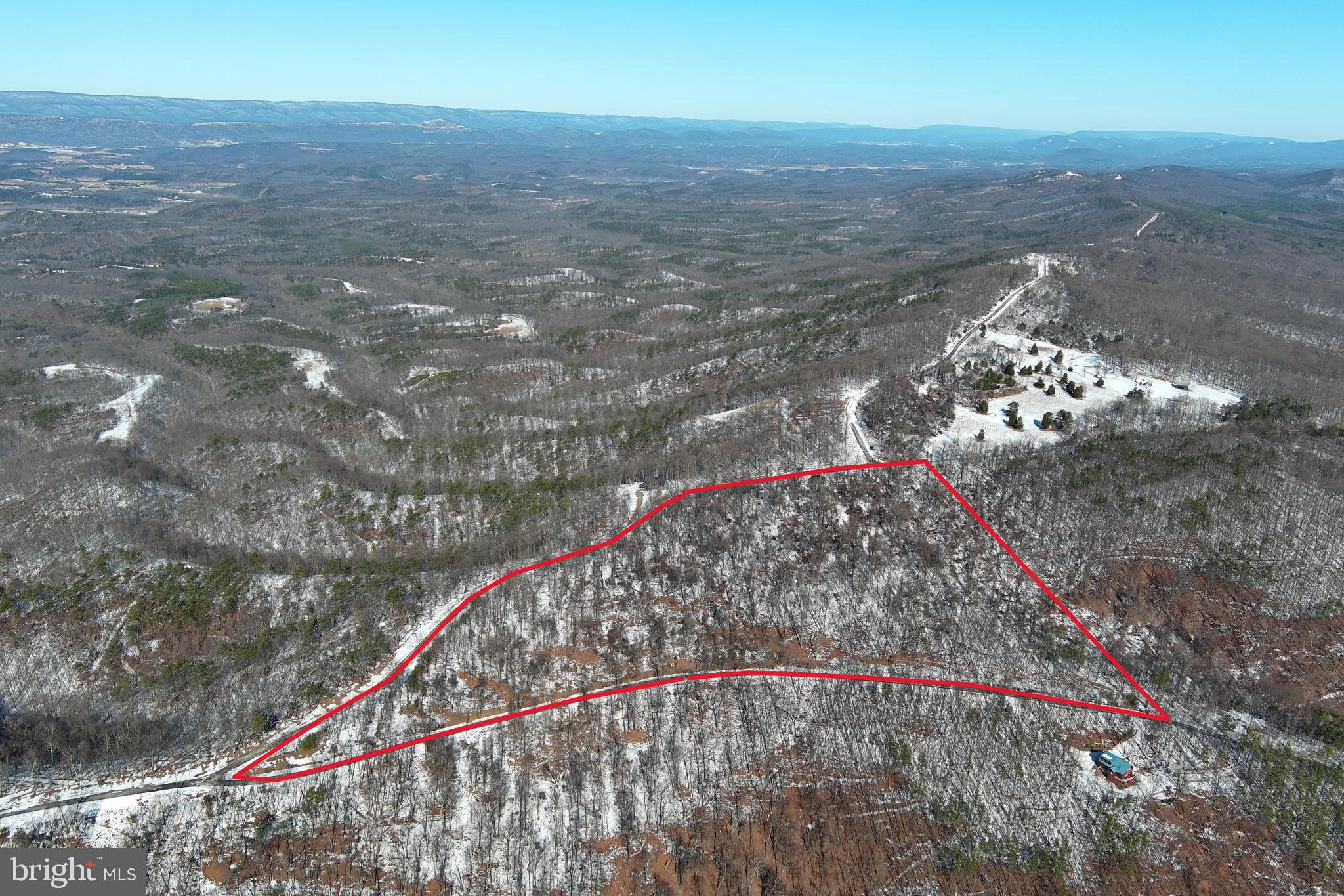 BLUFFS ON THE POTOMAC - Land