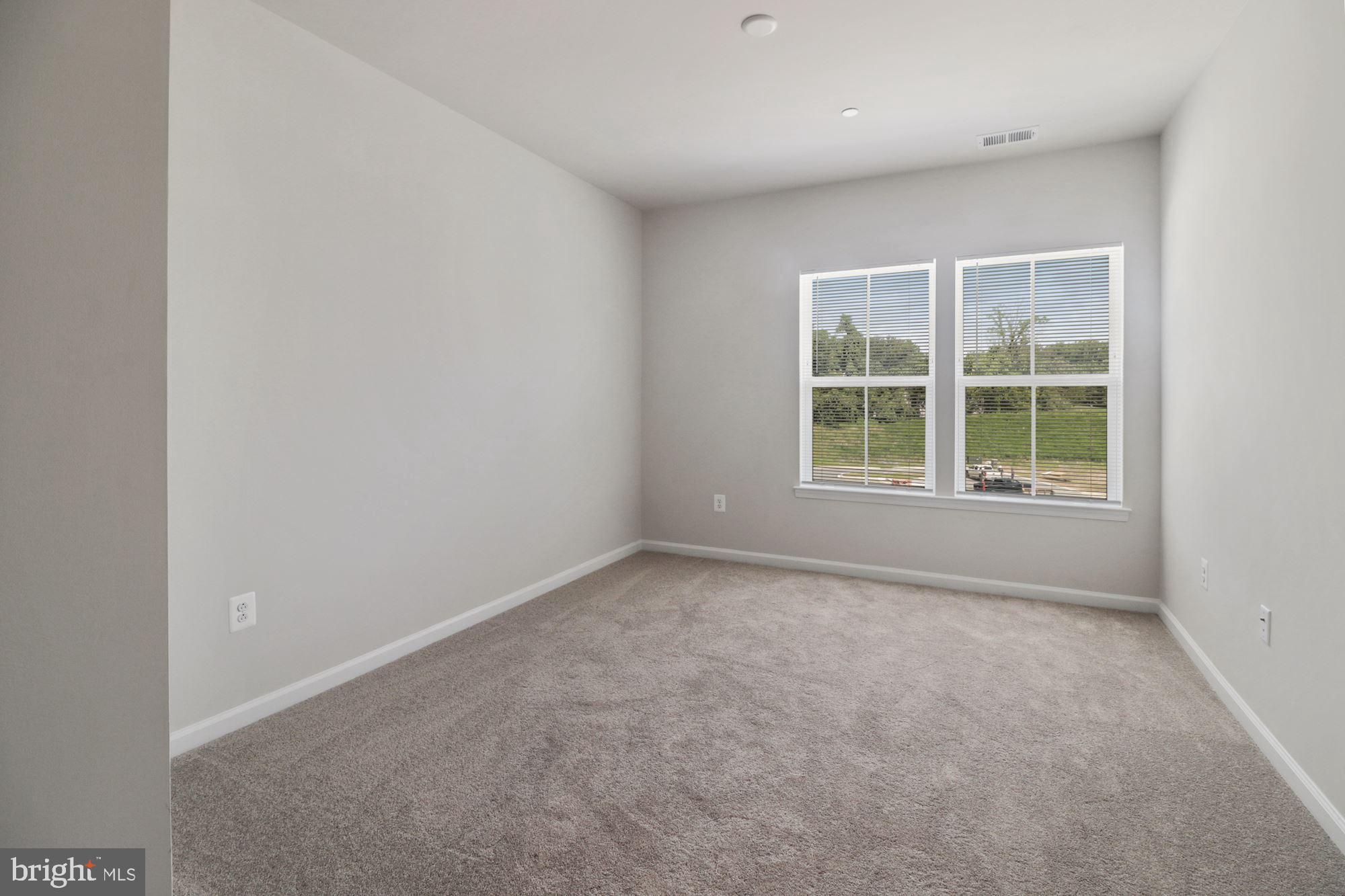 ELLICOTTS RETREAT - Residential